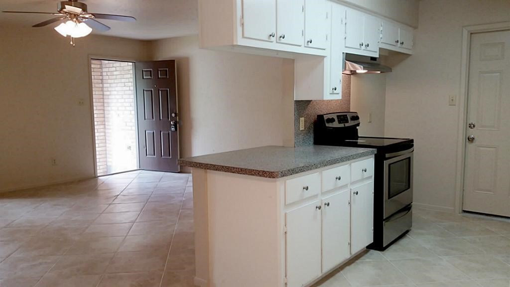240 N Forest Drive Property Photo 11