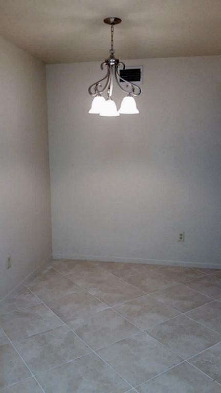 240 N Forest Drive Property Photo 19