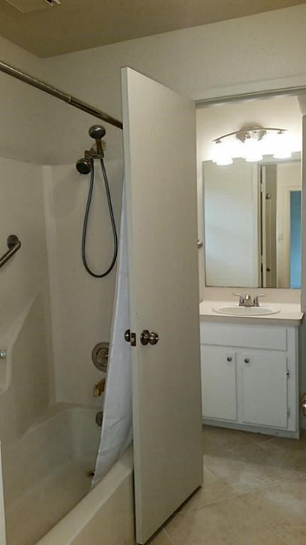 240 N Forest Drive Property Photo 27