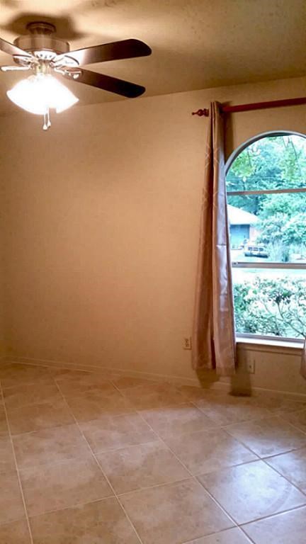 240 N Forest Drive Property Photo 29