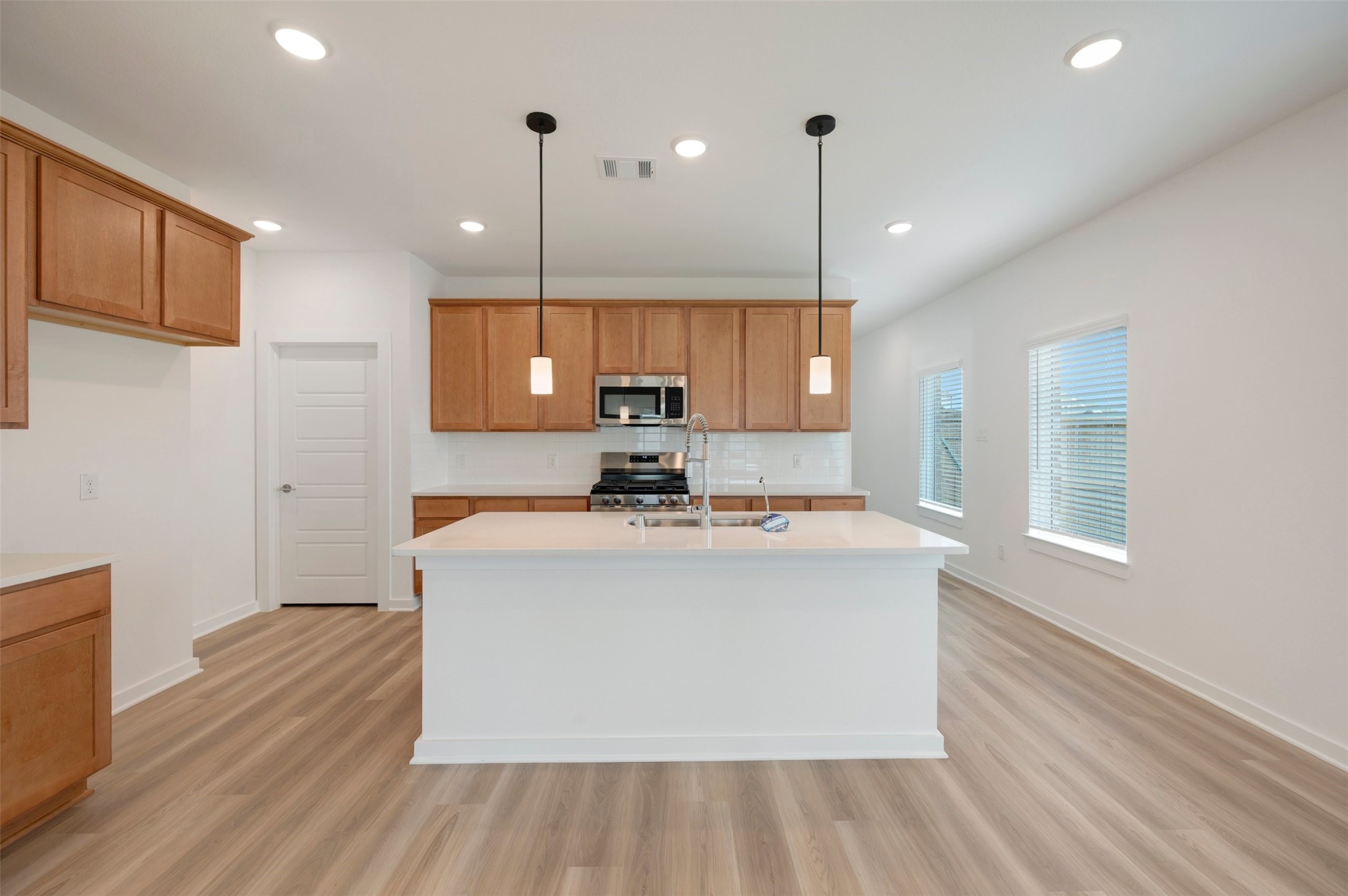 3403 Angus Farm Drive Property Photo 4