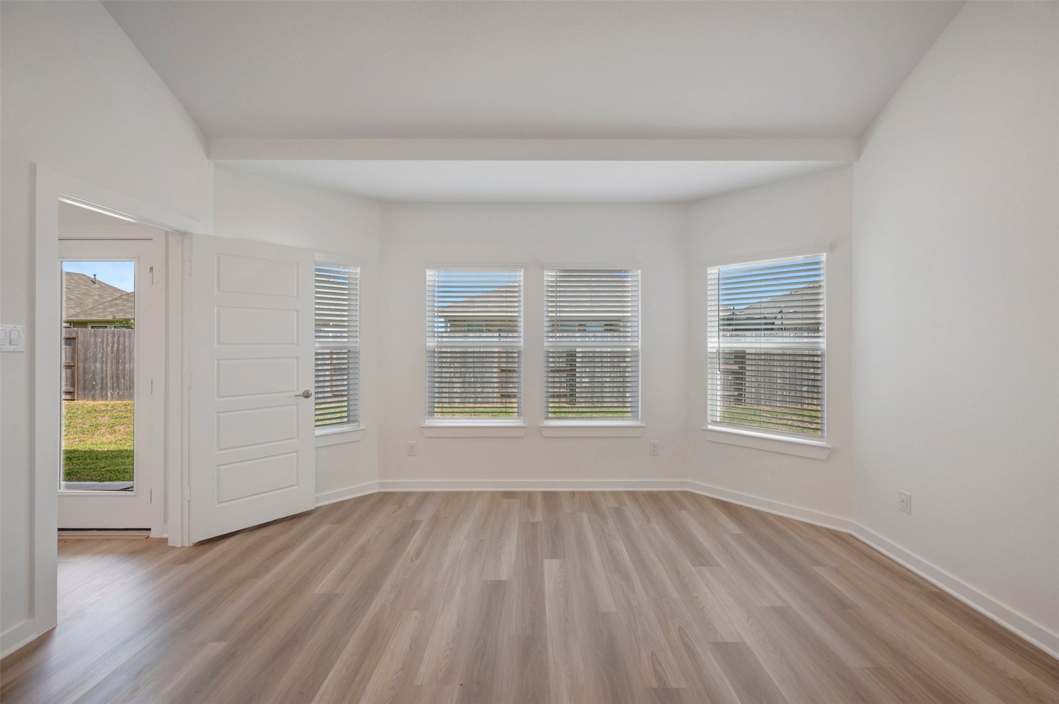 3403 Angus Farm Drive Property Photo 10