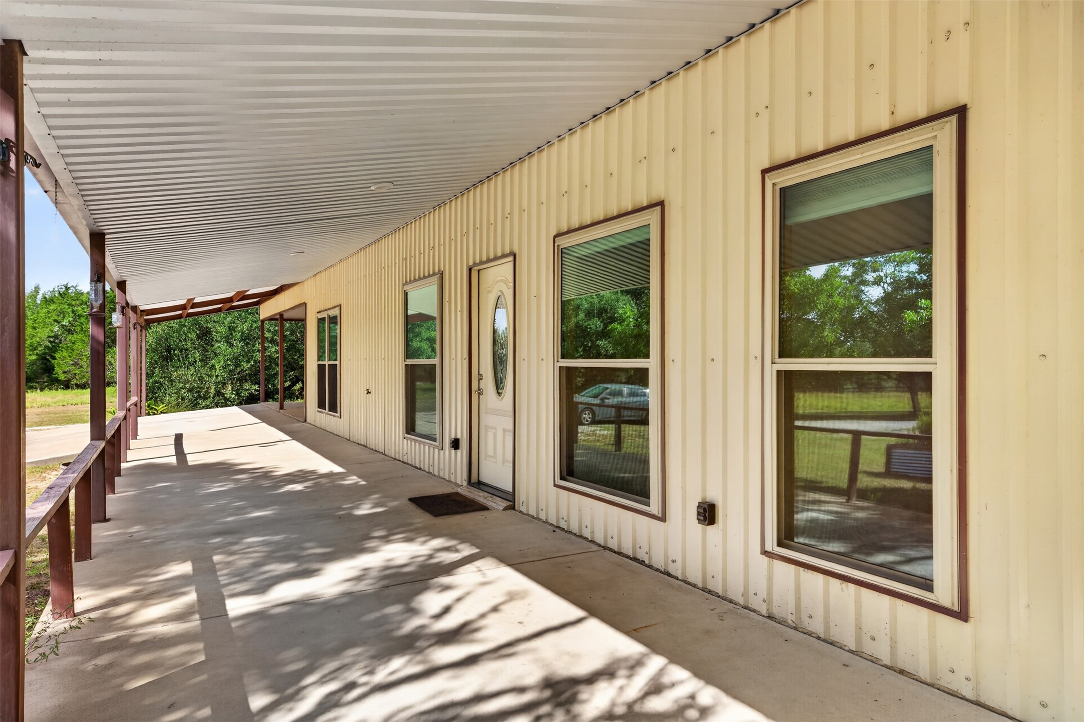 3961 Clay Creek Road Property Photo 2