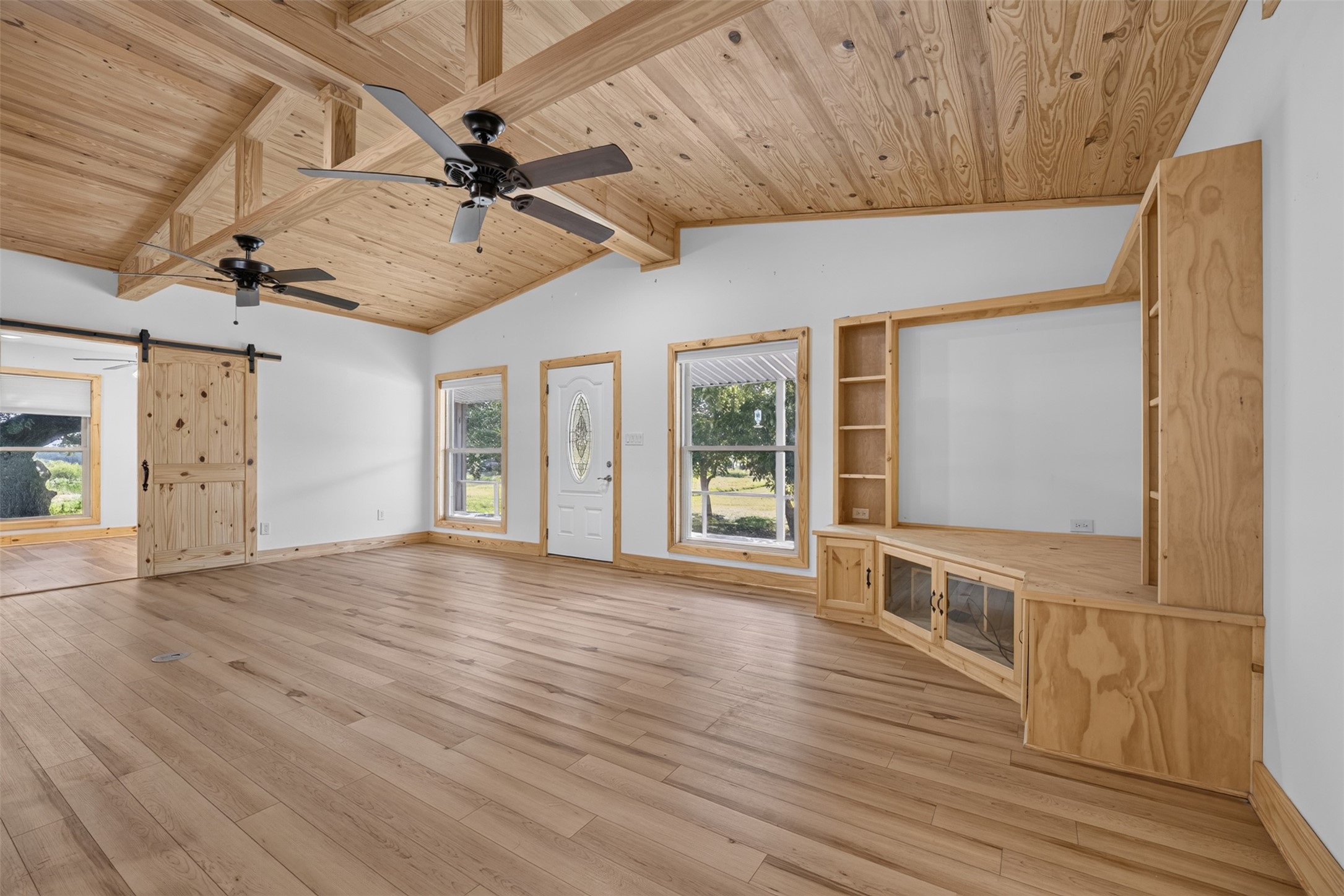 3961 Clay Creek Road Property Photo 4