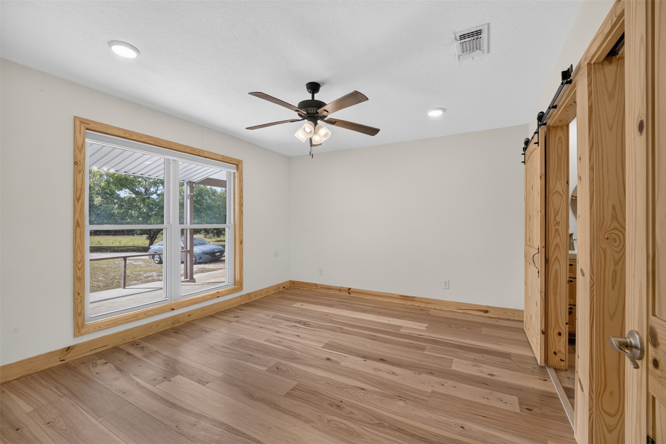 3961 Clay Creek Road Property Photo 23
