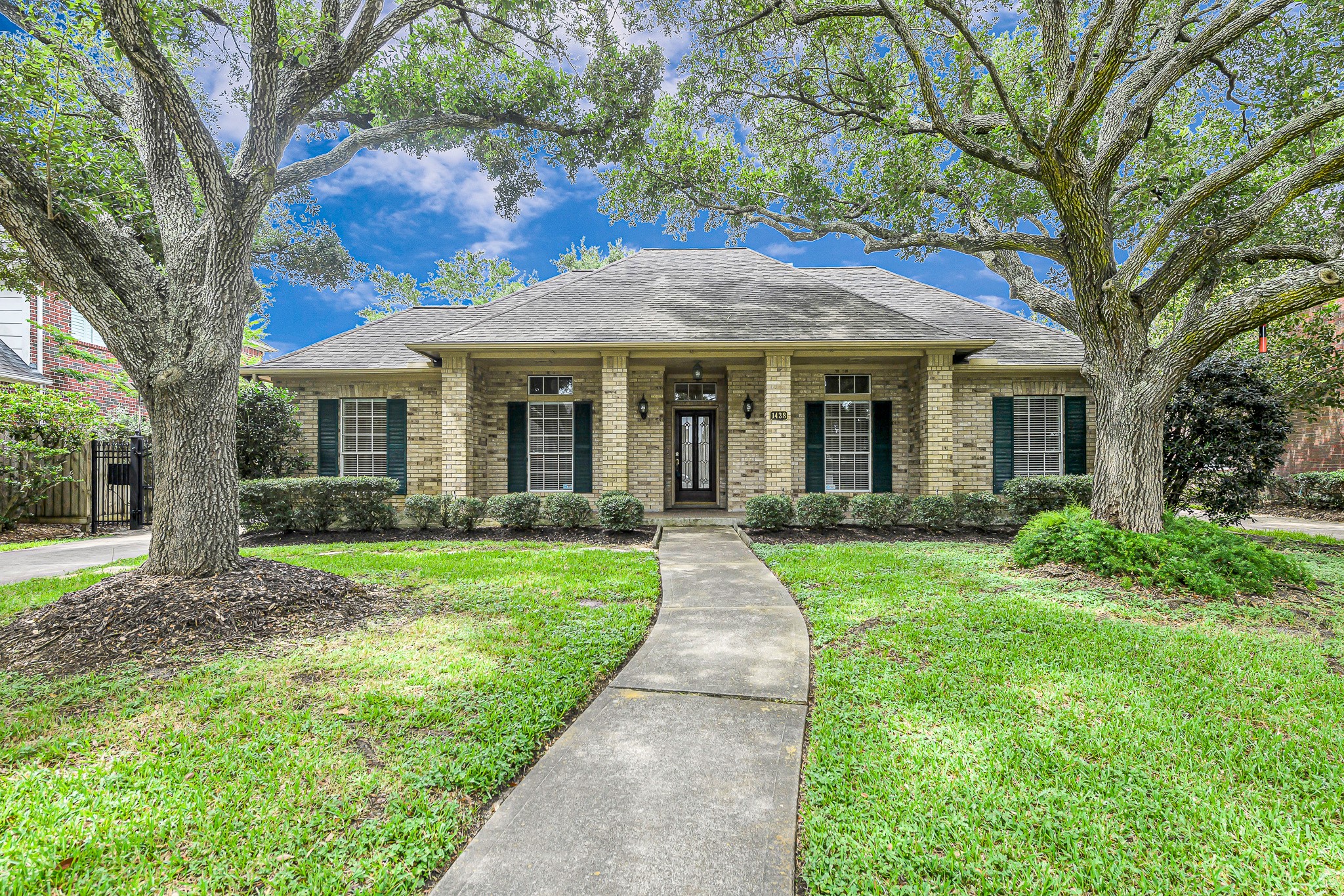 1438 Crescent Green Drive Property Photo
