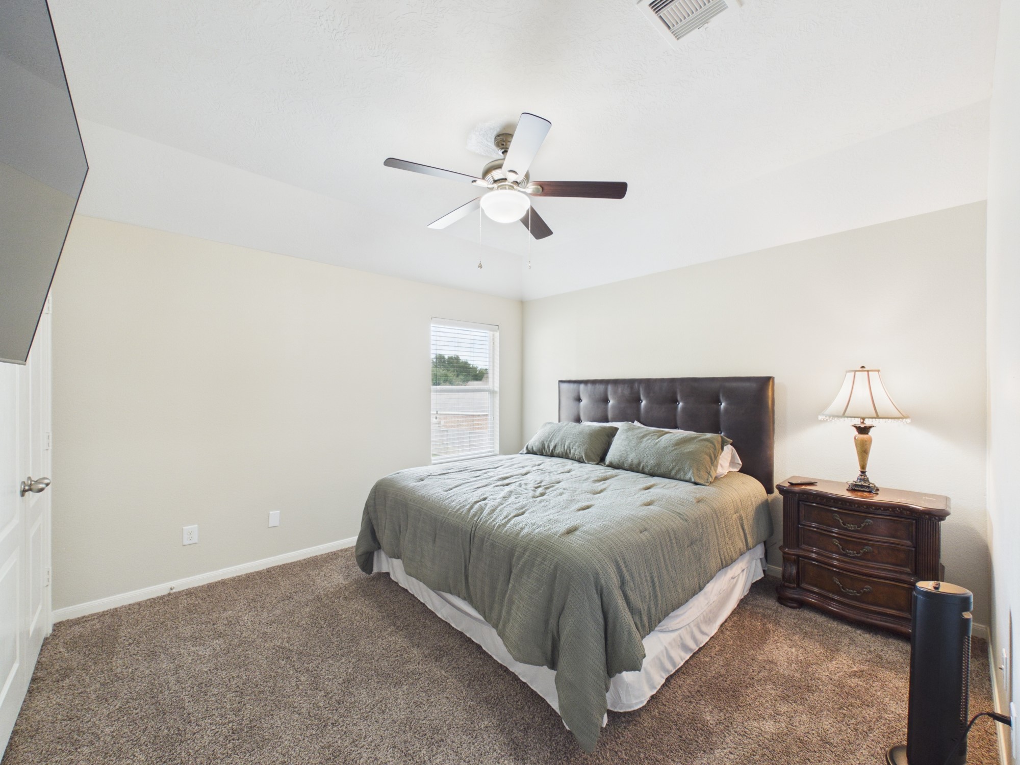 9426 Russeff Field Lane Property Photo 38