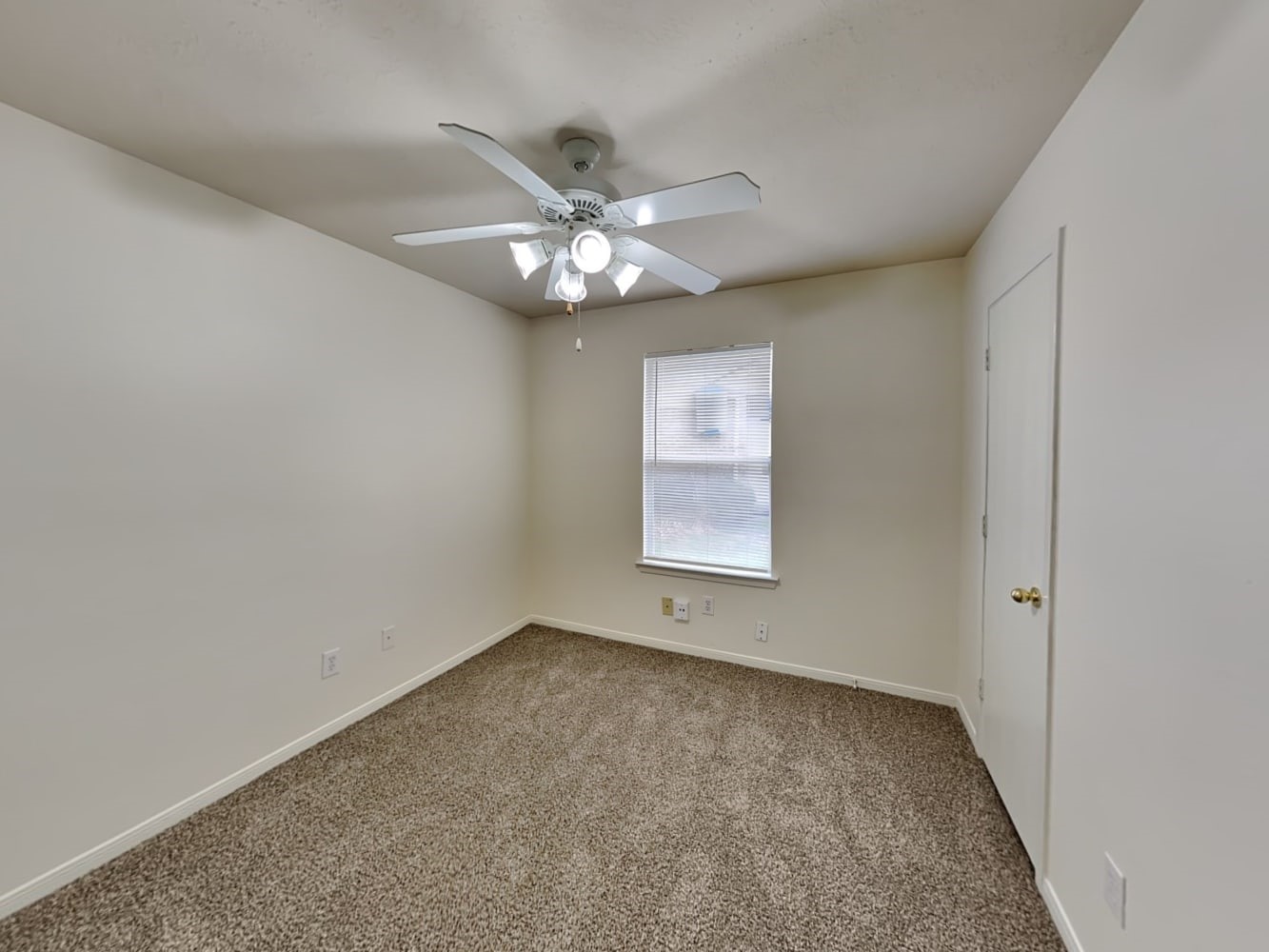 15911 Imperial Forest Lane Property Photo 2