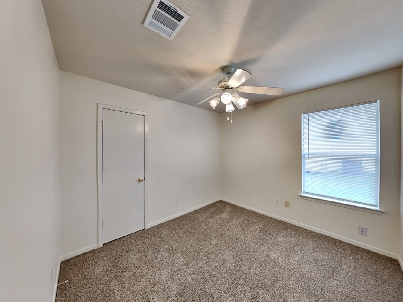 15911 Imperial Forest Lane Property Photo 4