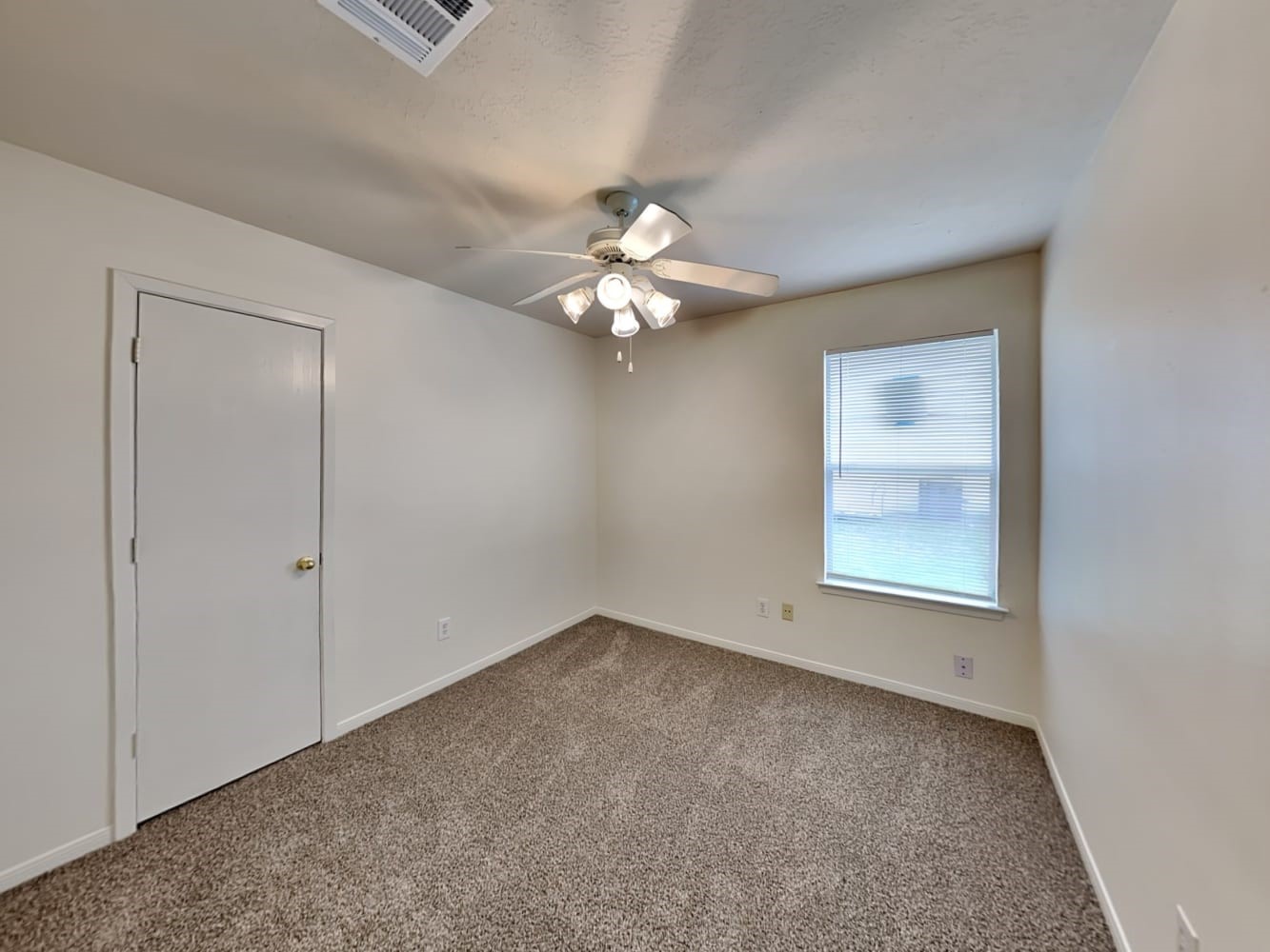 15911 Imperial Forest Lane Property Photo 5