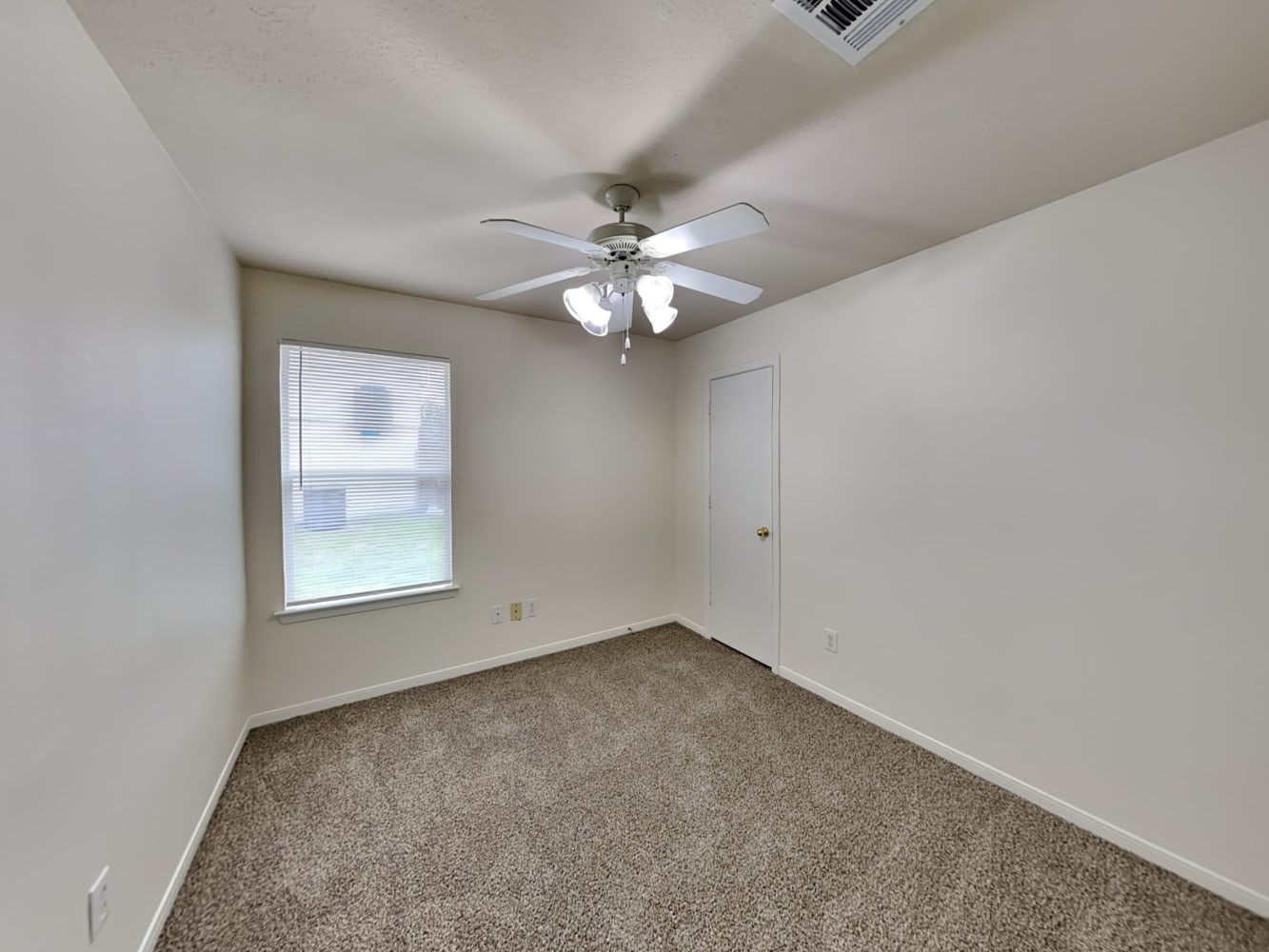 15911 Imperial Forest Lane Property Photo 6