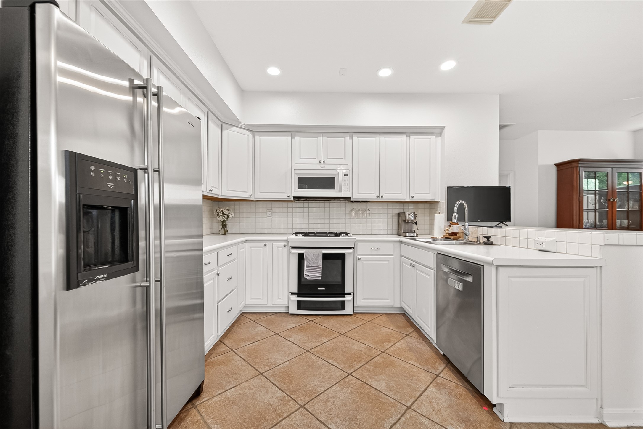 22 Winter Wheat Place Property Photo 2