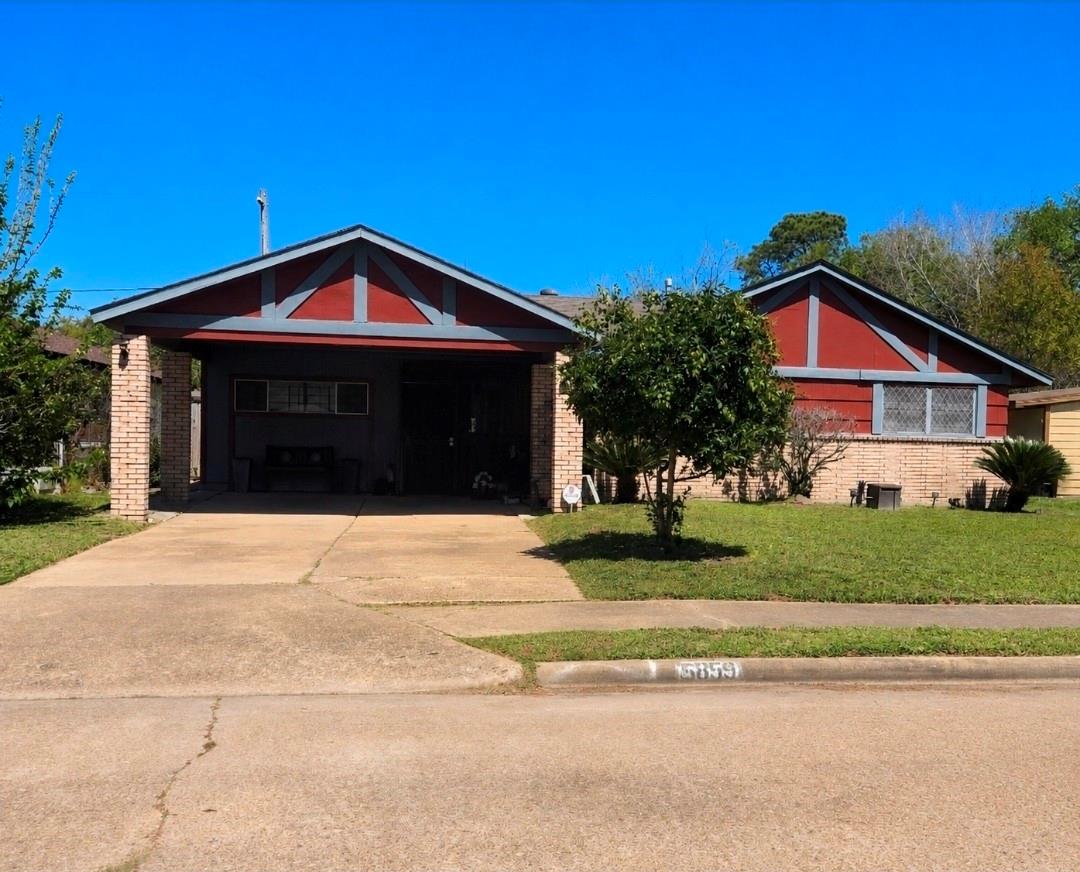 5859 Thrush Street Property Photo 2