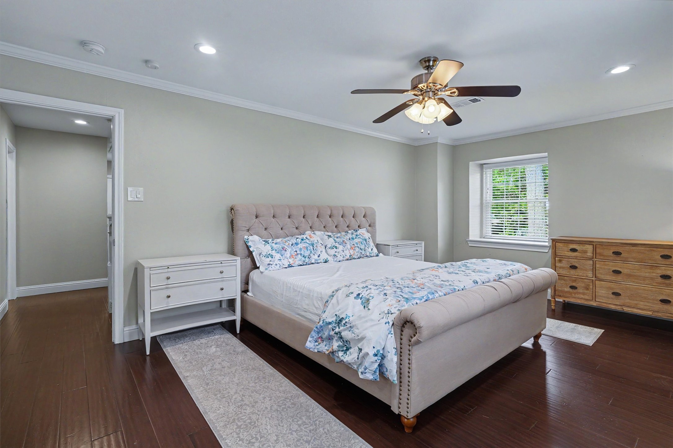 726 Thistlewood Drive Property Photo 18