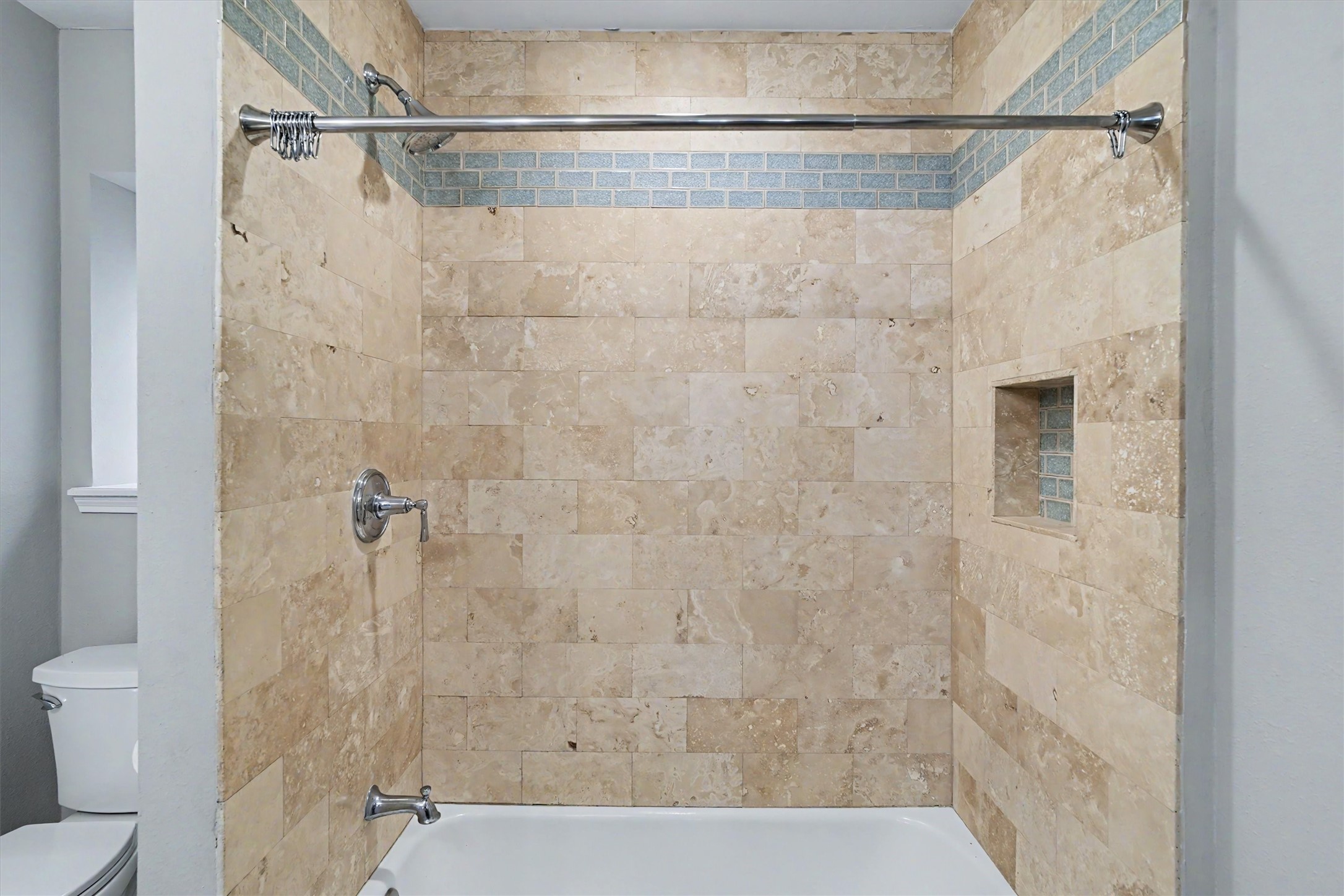 726 Thistlewood Drive Property Photo 24
