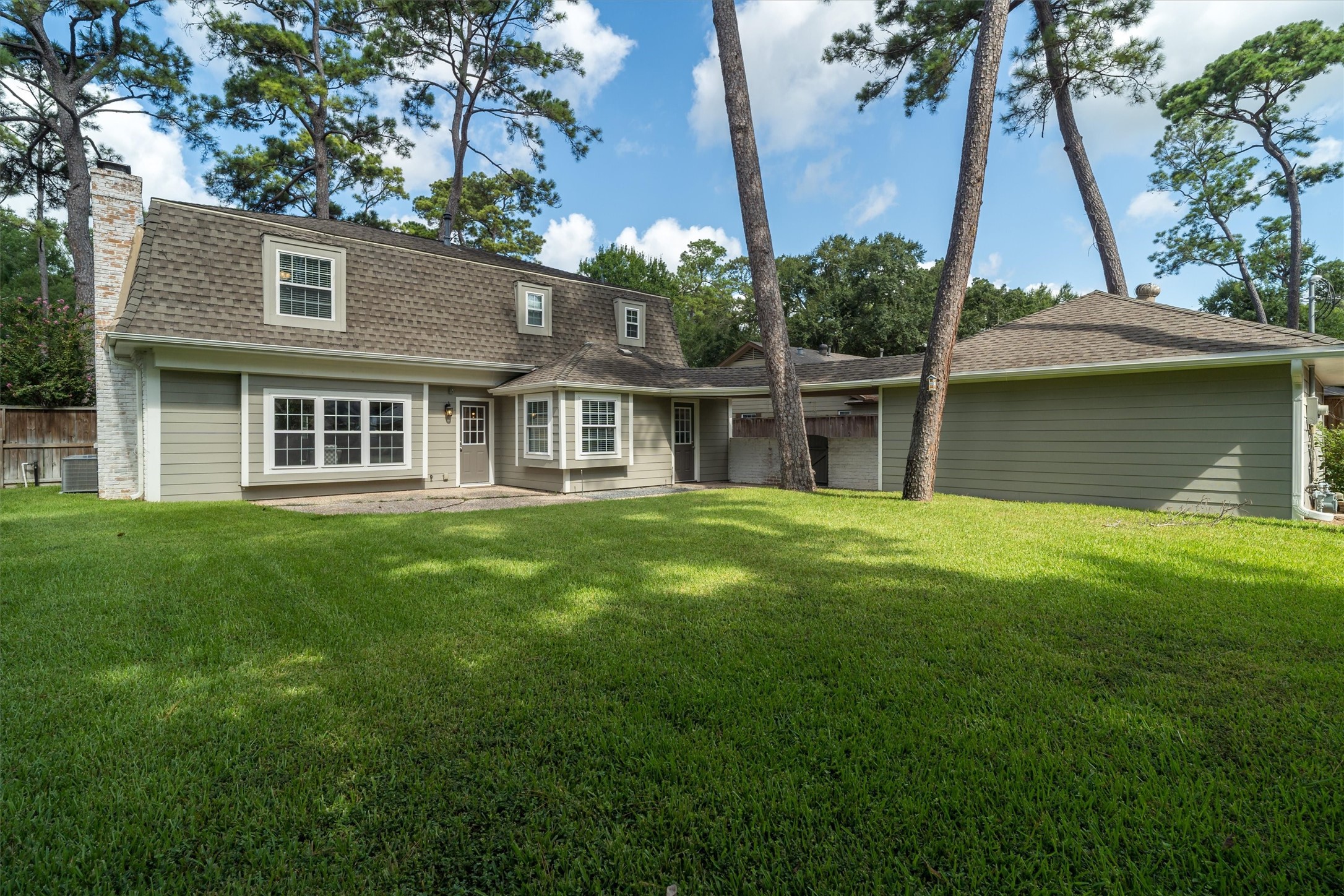 726 Thistlewood Drive Property Photo 29
