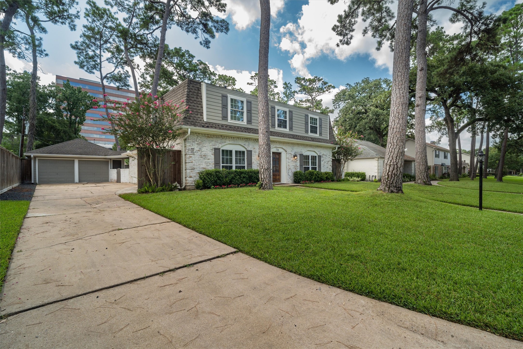 726 Thistlewood Drive Property Photo 31