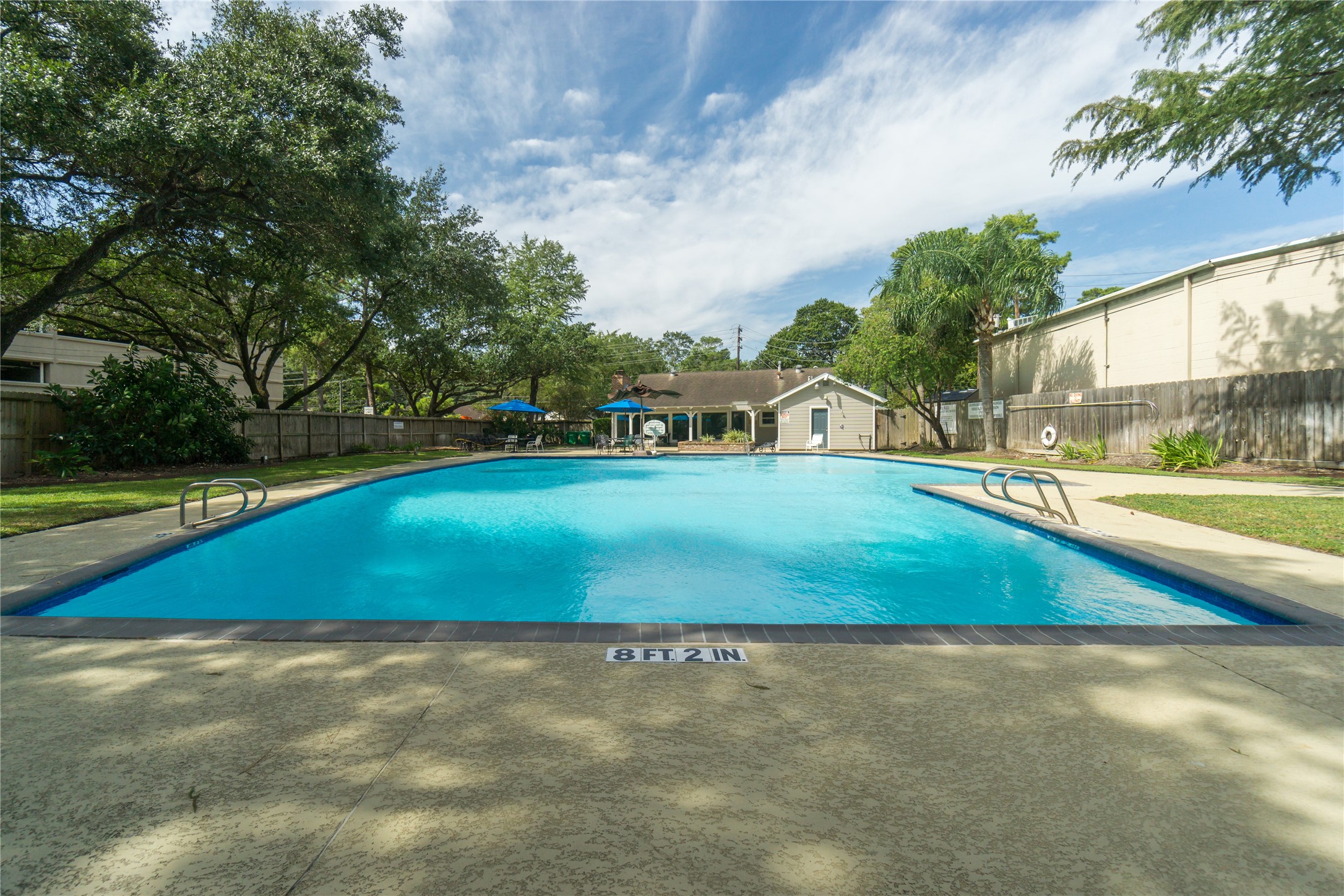 726 Thistlewood Drive Property Photo 33