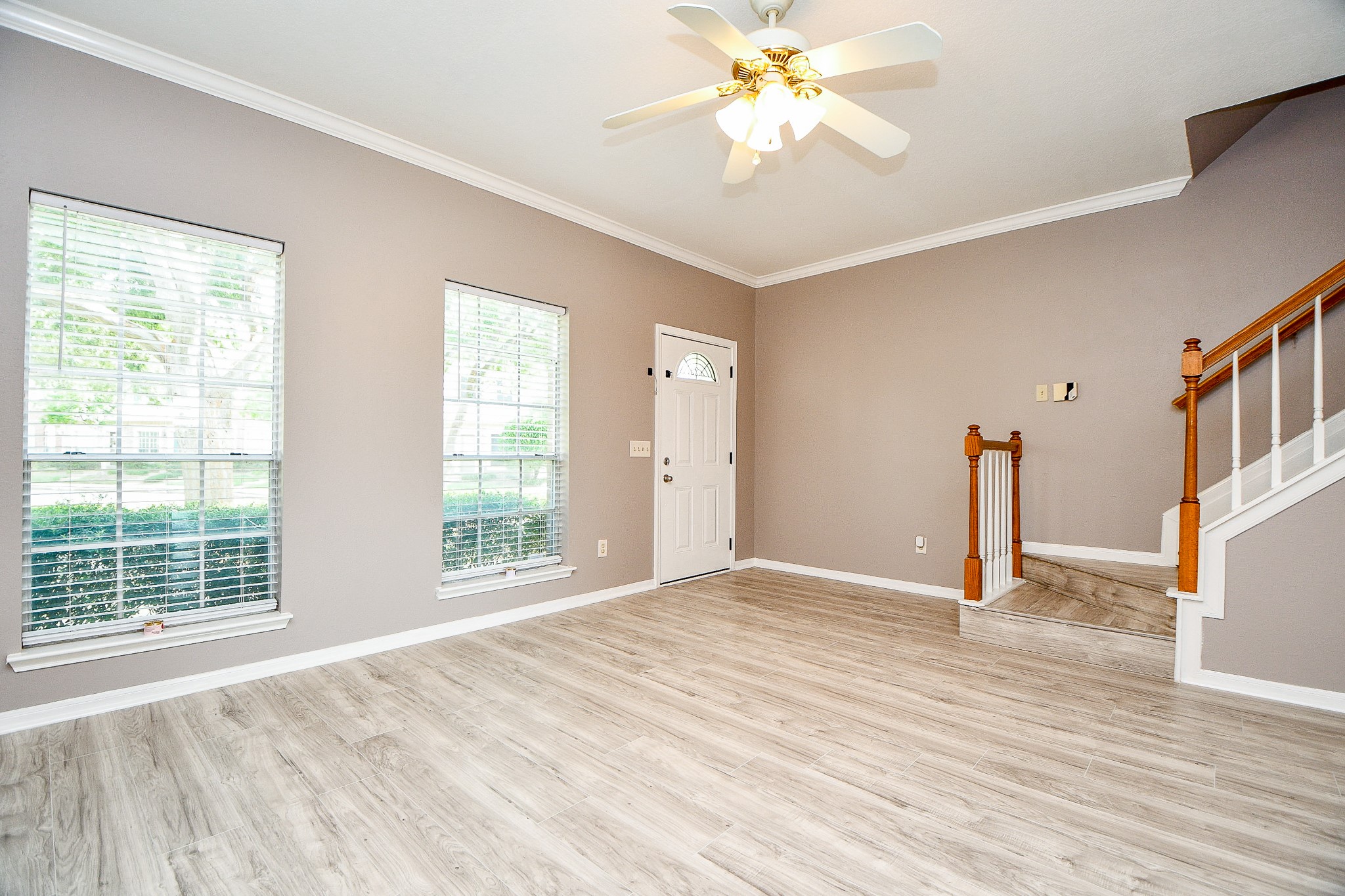 2930 Grants Lake Boulevard 407 Property Photo 3