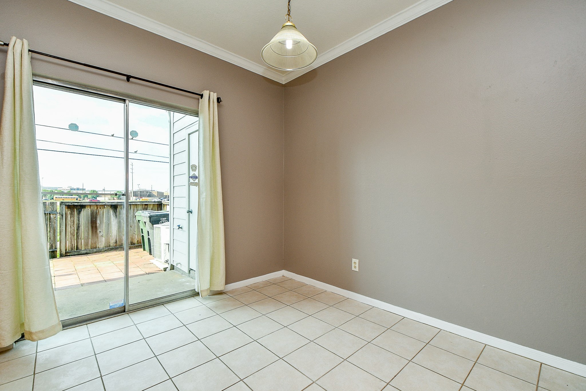 2930 Grants Lake Boulevard 407 Property Photo 8