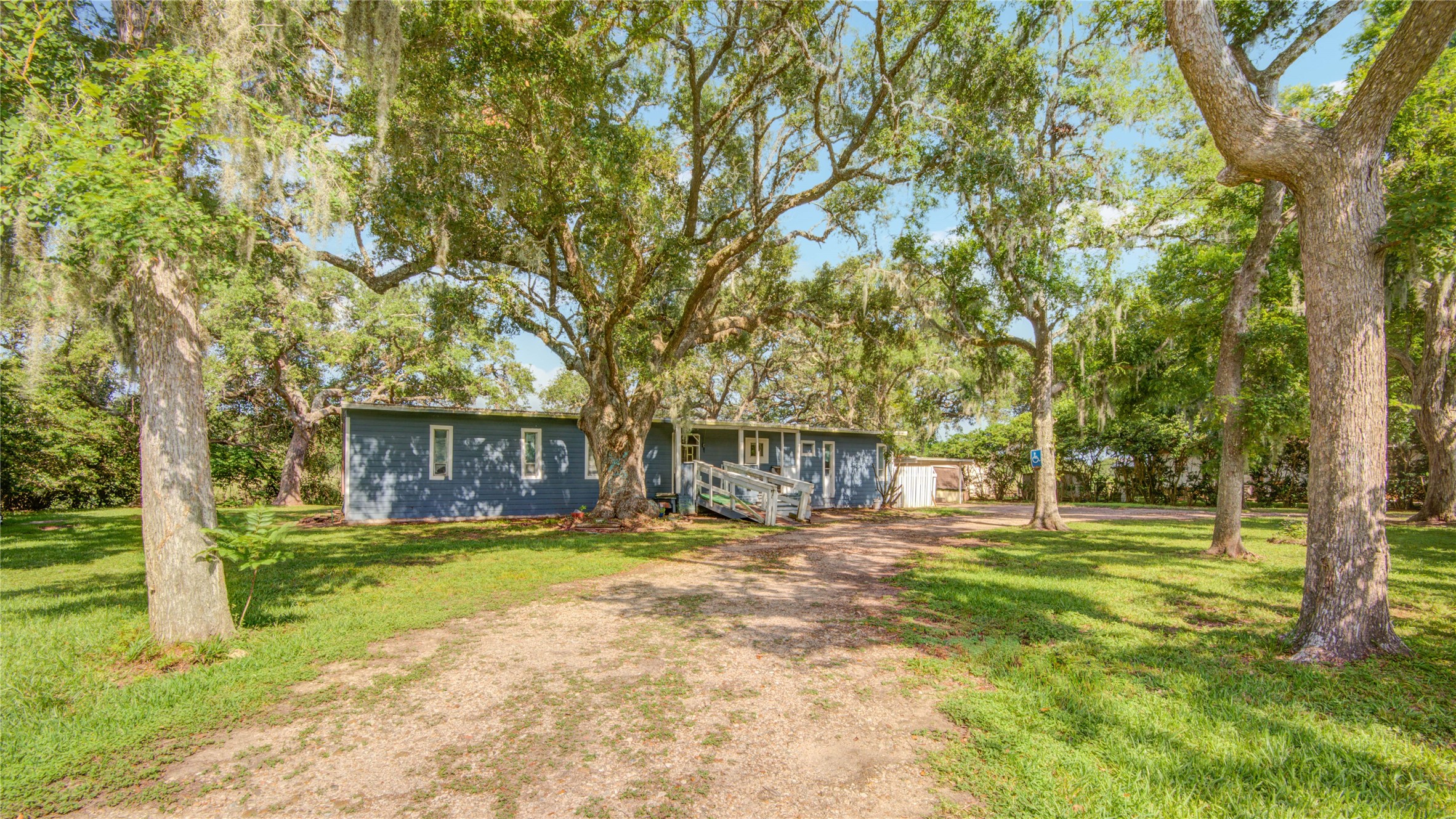 2726 Shady Creek Lane Property Photo 1