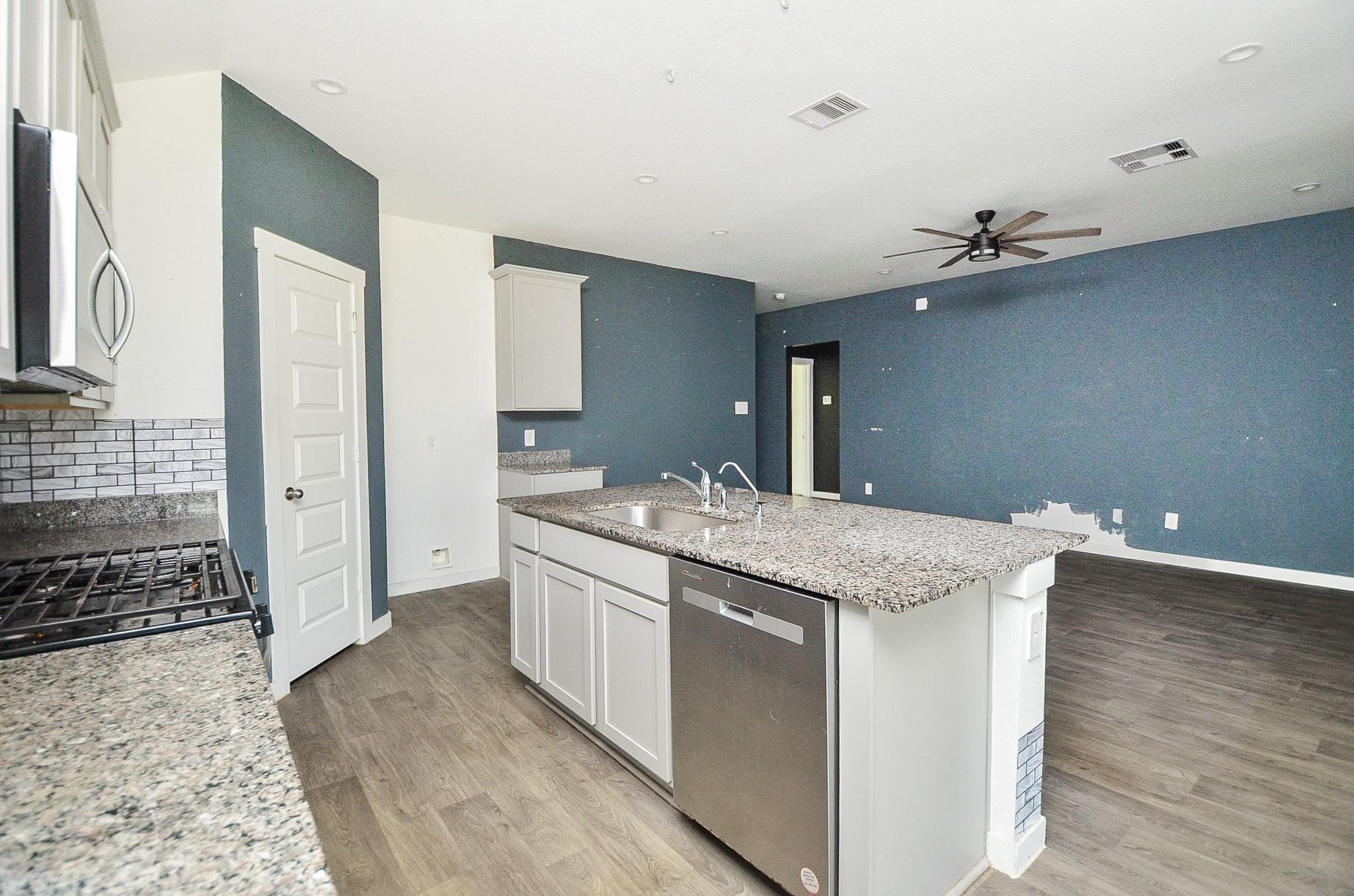 3946 Beltingham Bend Way, Fulshear Tx 77441 Property Photo 8