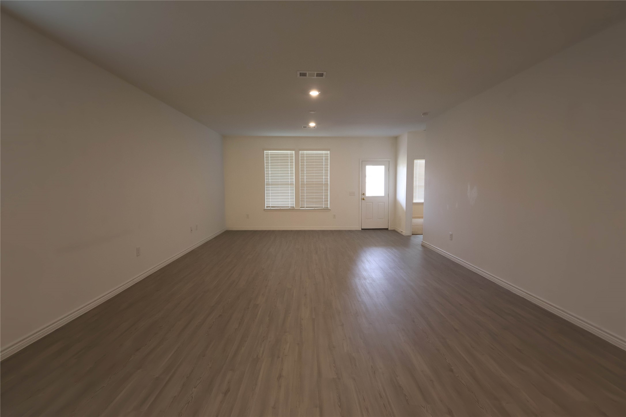 14894 Ash Landing Dr Drive Property Photo 5