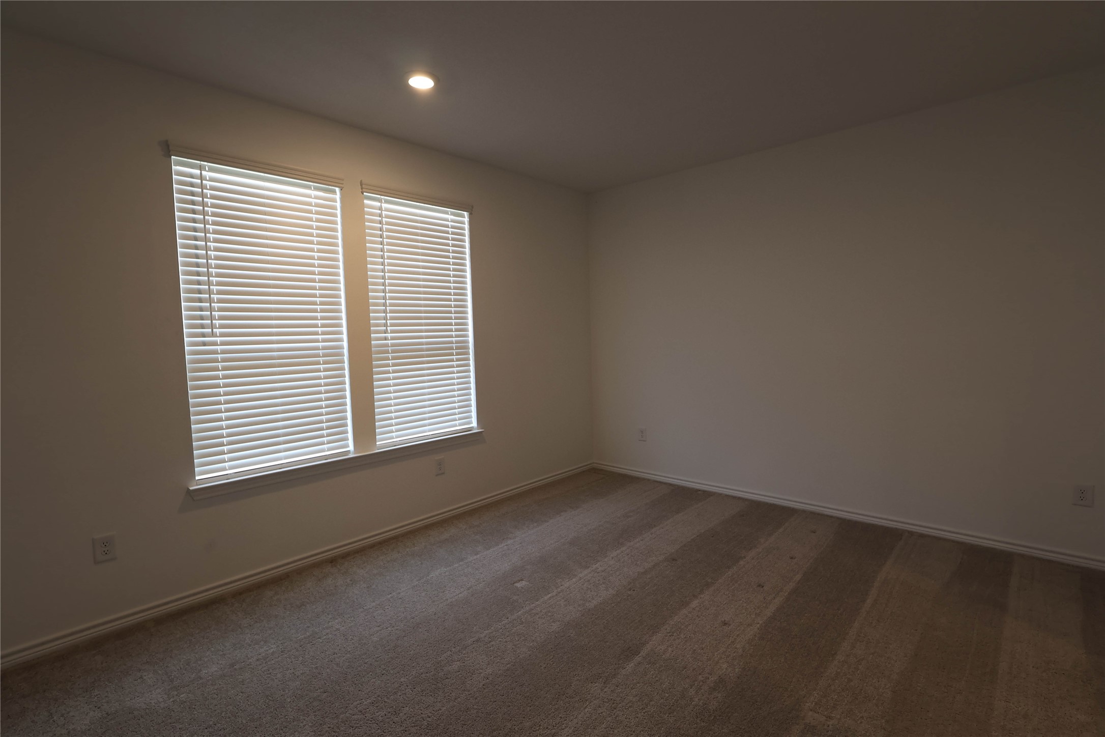 14894 Ash Landing Dr Drive Property Photo 6