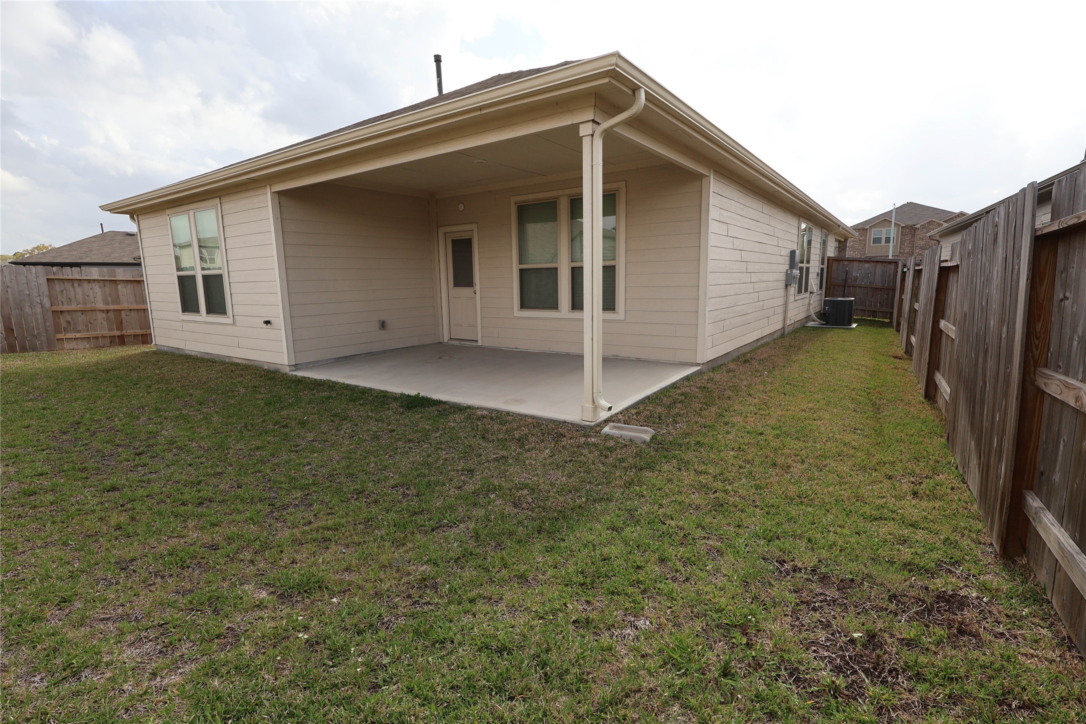 14894 Ash Landing Dr Drive Property Photo 14