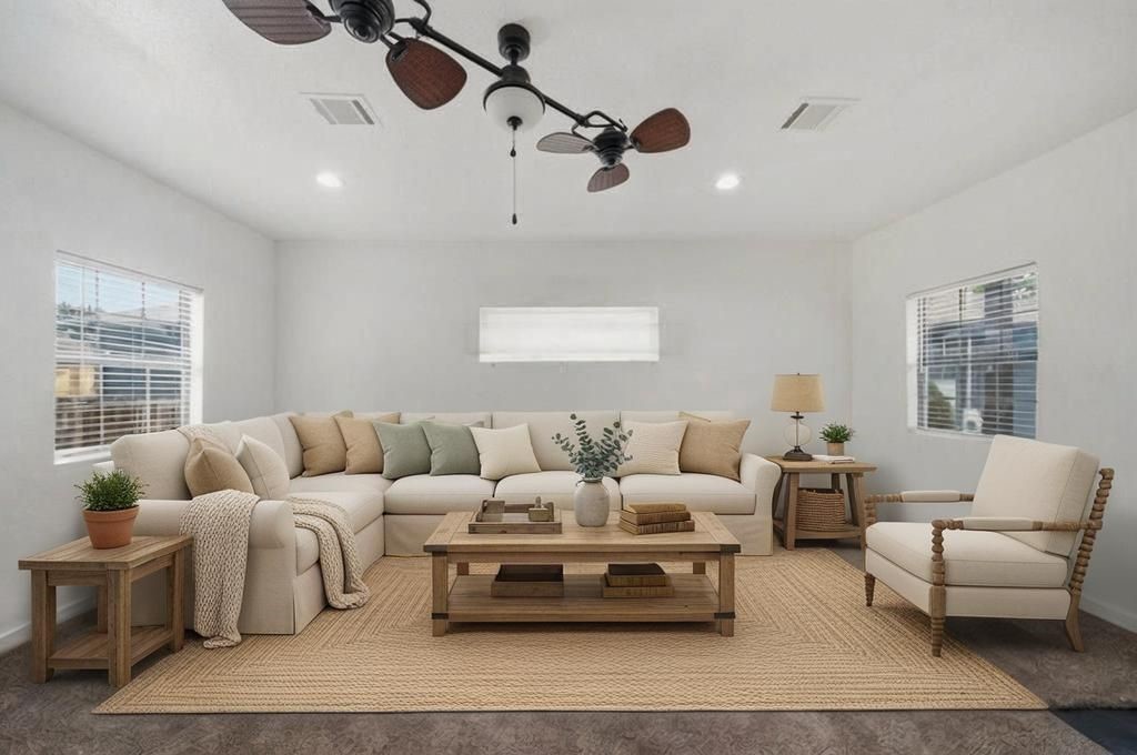 6731 Couch Street Property Photo 2