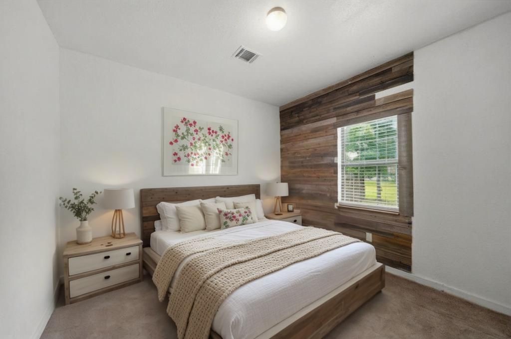 6731 Couch Street Property Photo 14