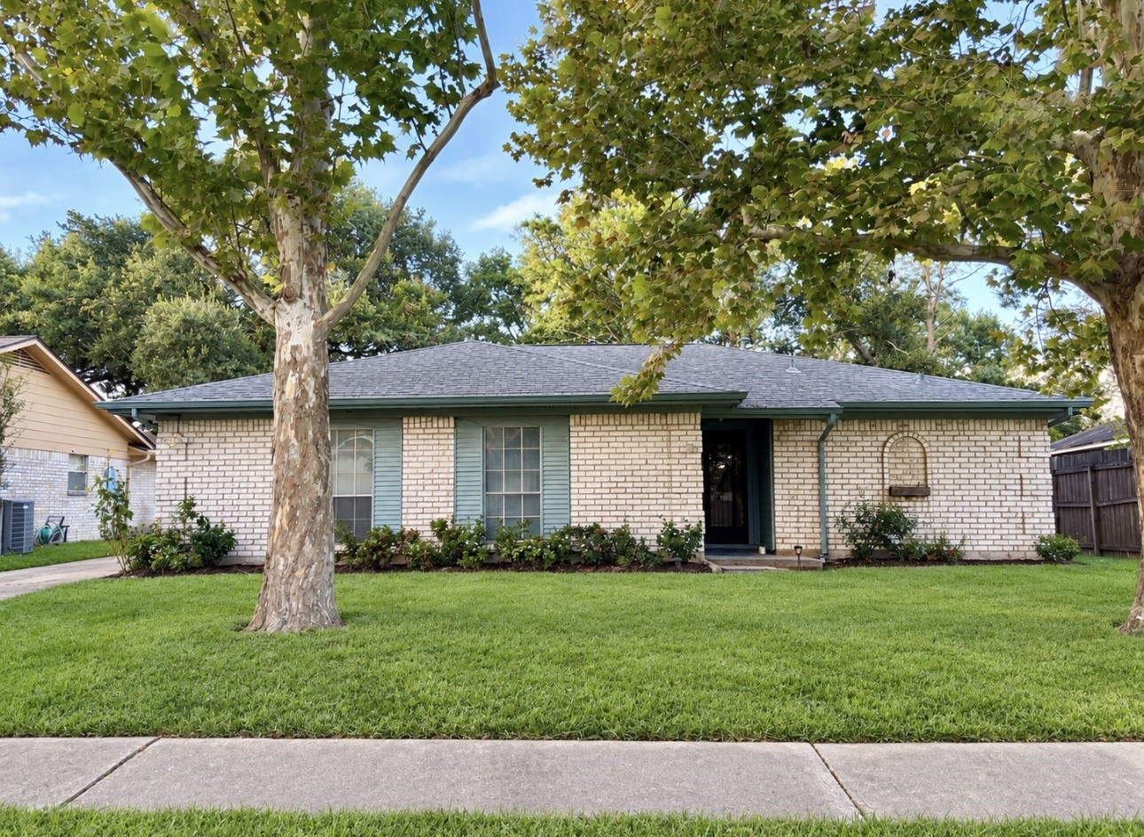1326 Barrowgate Drive Property Photo 1