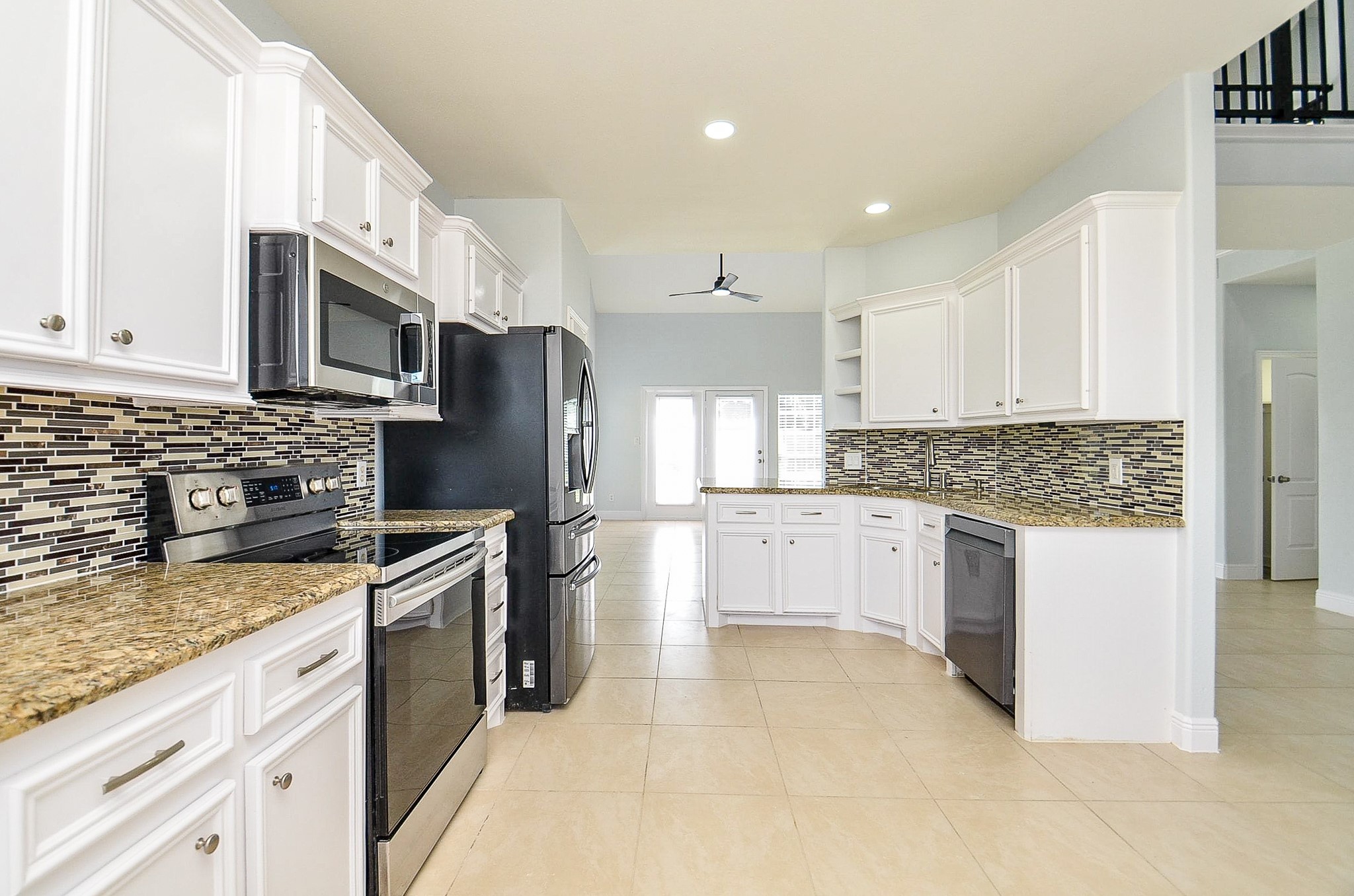 12324 Green Ridge Drive Property Photo 11