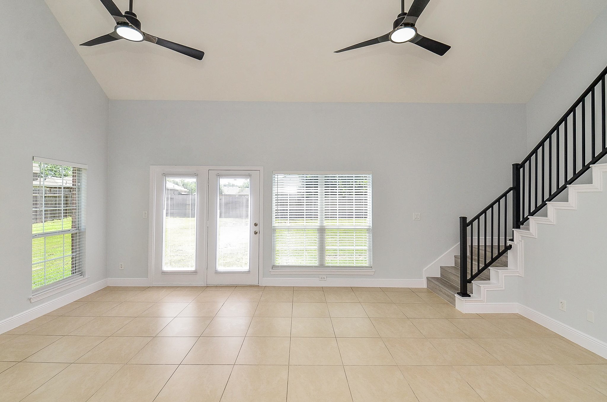 12324 Green Ridge Drive Property Photo 18