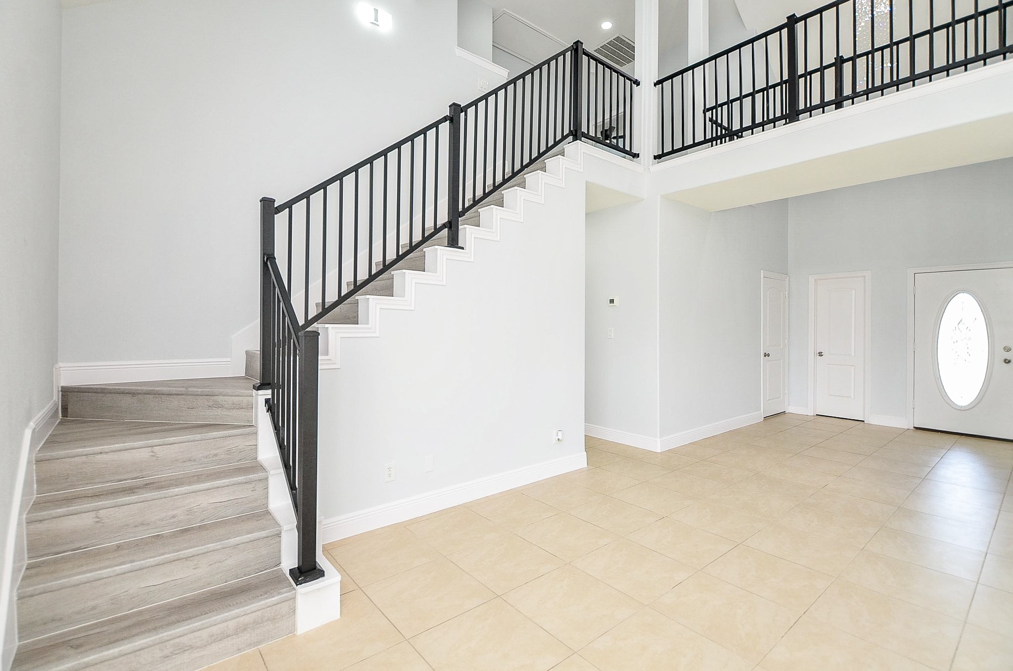 12324 Green Ridge Drive Property Photo 21