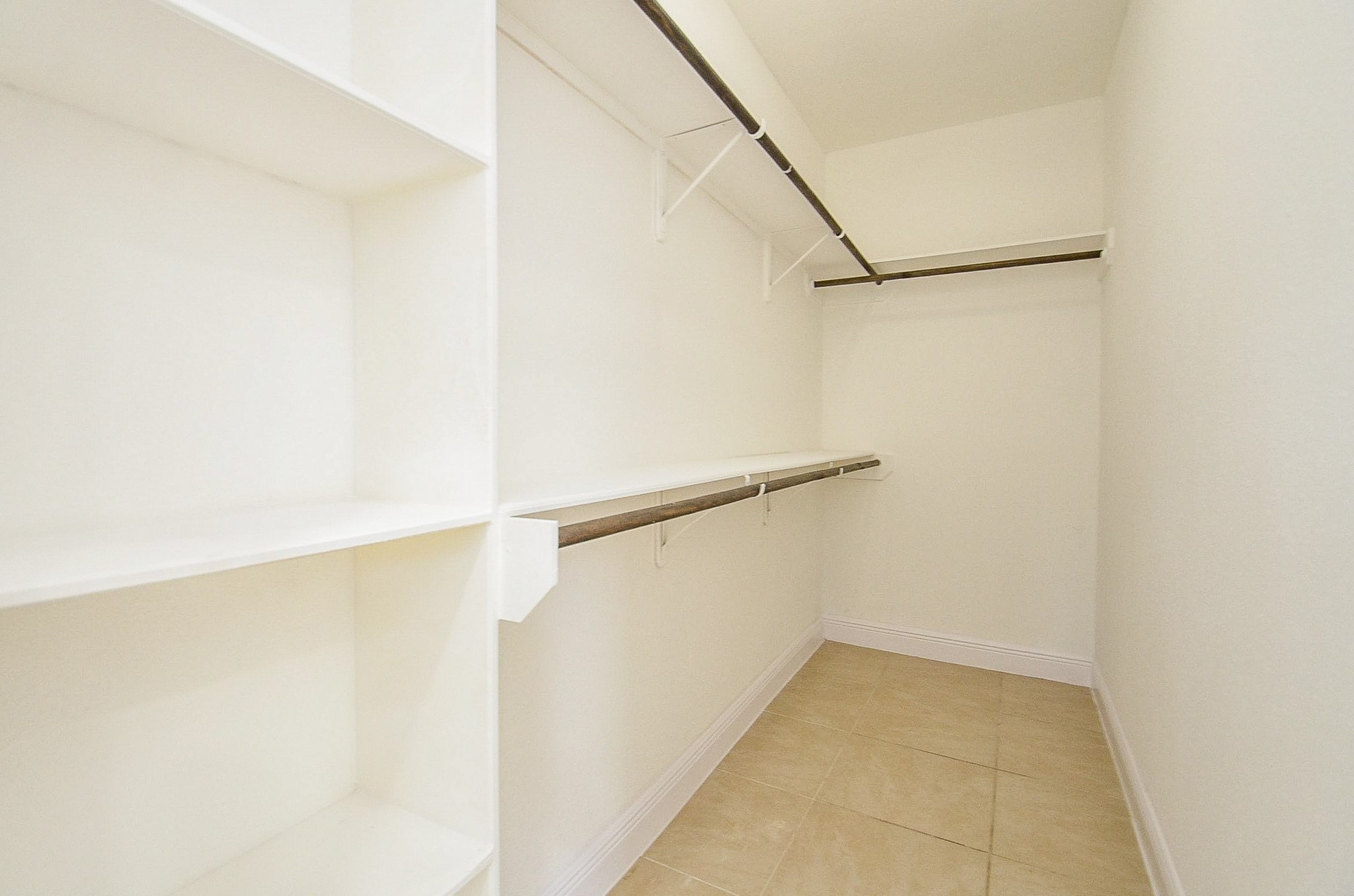 12324 Green Ridge Drive Property Photo 25