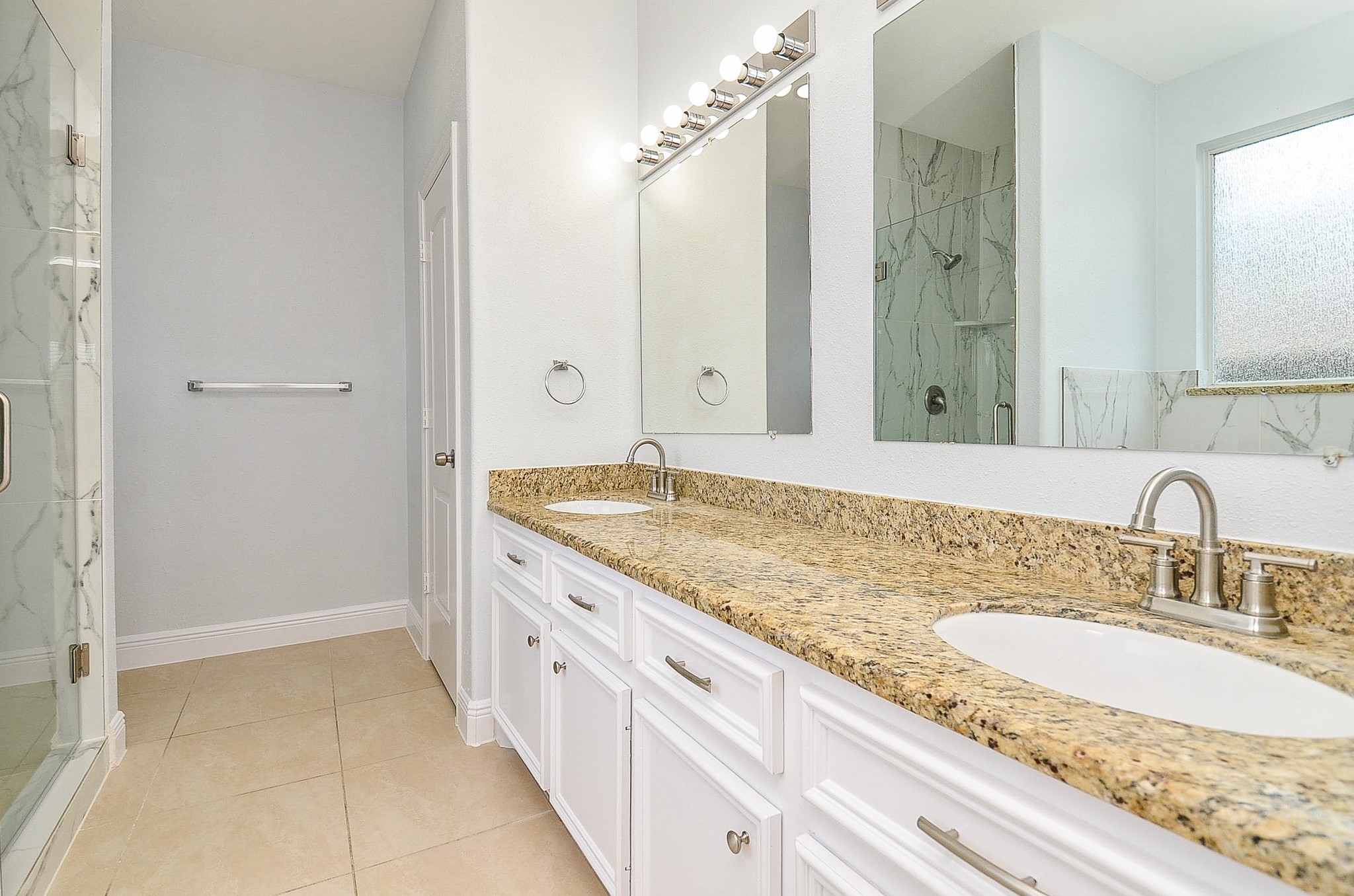 12324 Green Ridge Drive Property Photo 26