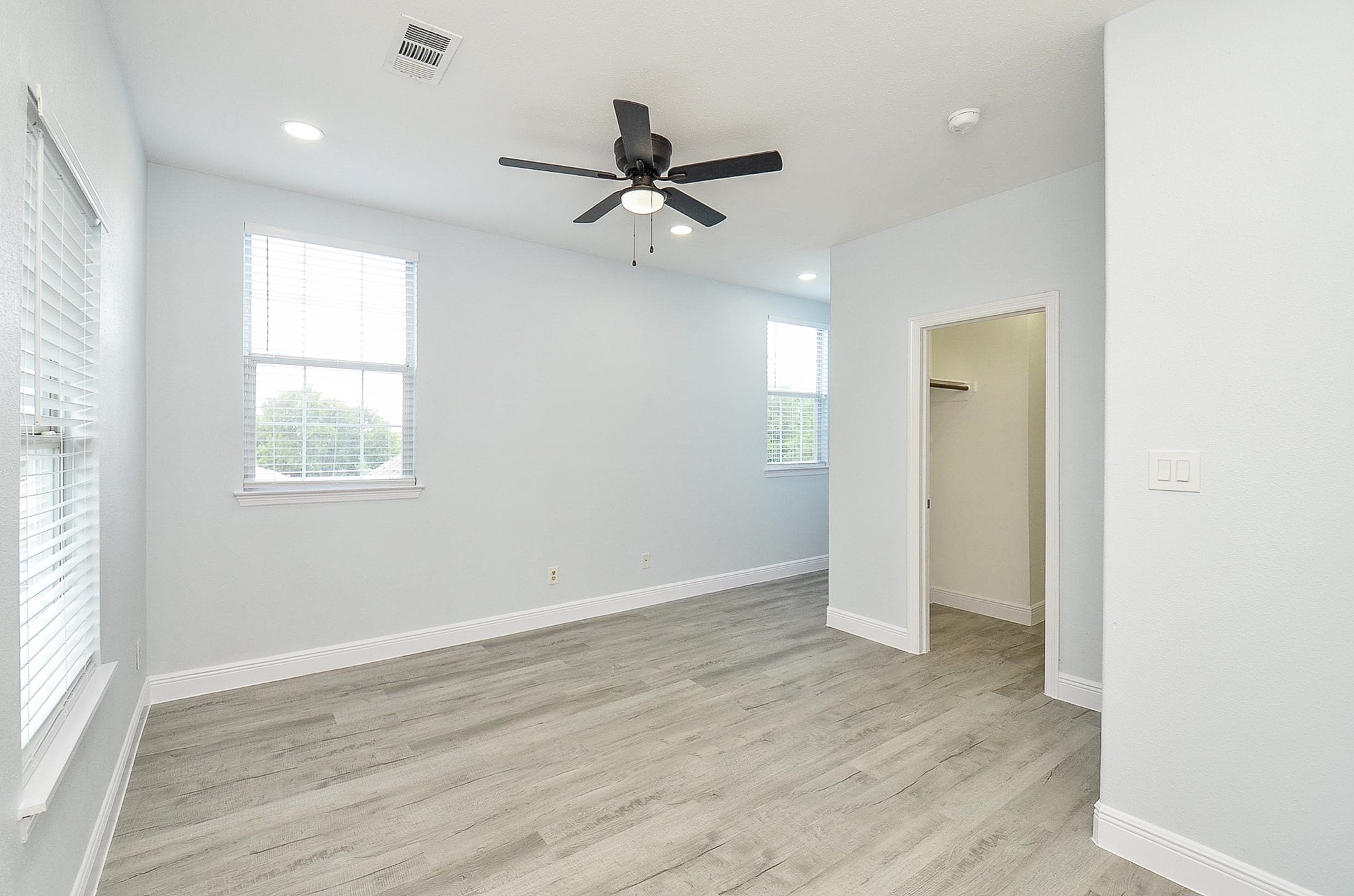 12324 Green Ridge Drive Property Photo 31