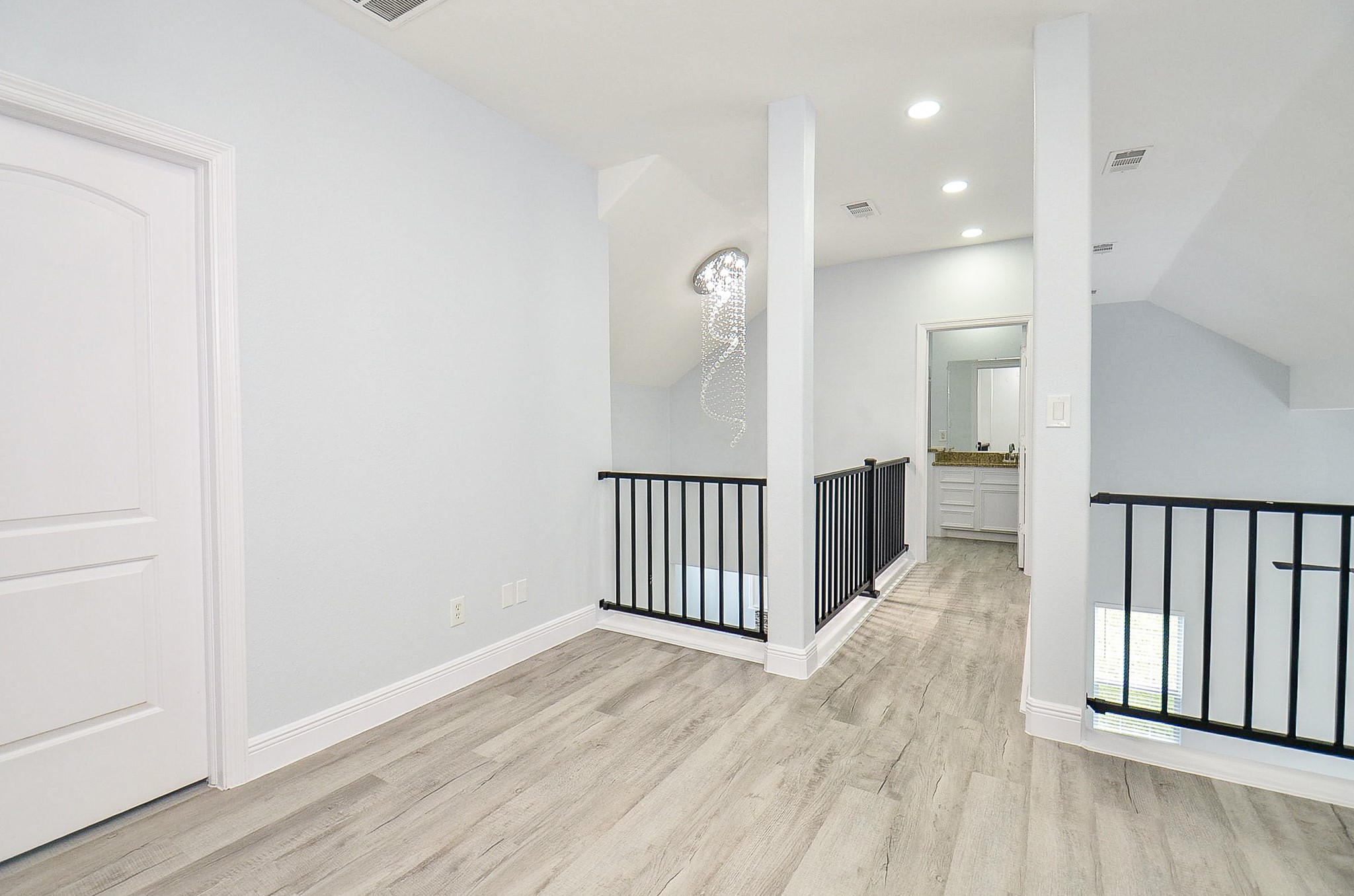 12324 Green Ridge Drive Property Photo 32