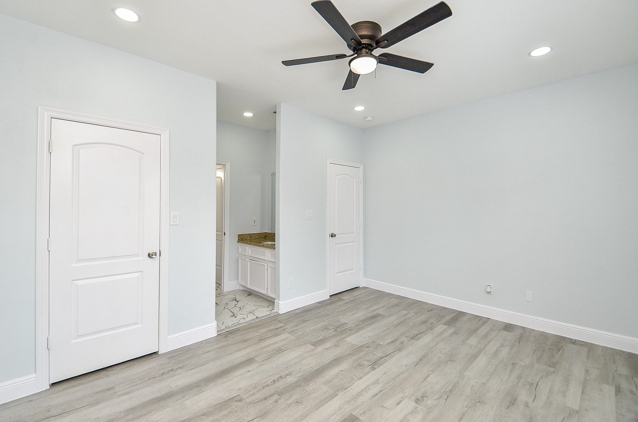 12324 Green Ridge Drive Property Photo 35