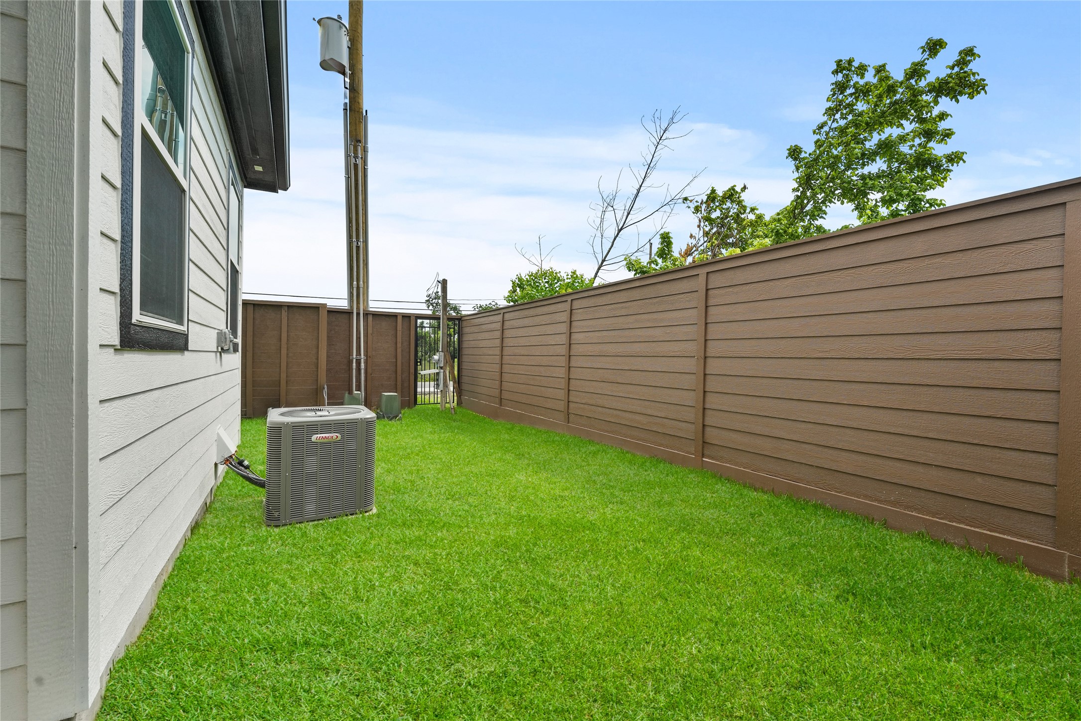 2110 Dewalt Street G-f Property Photo 8