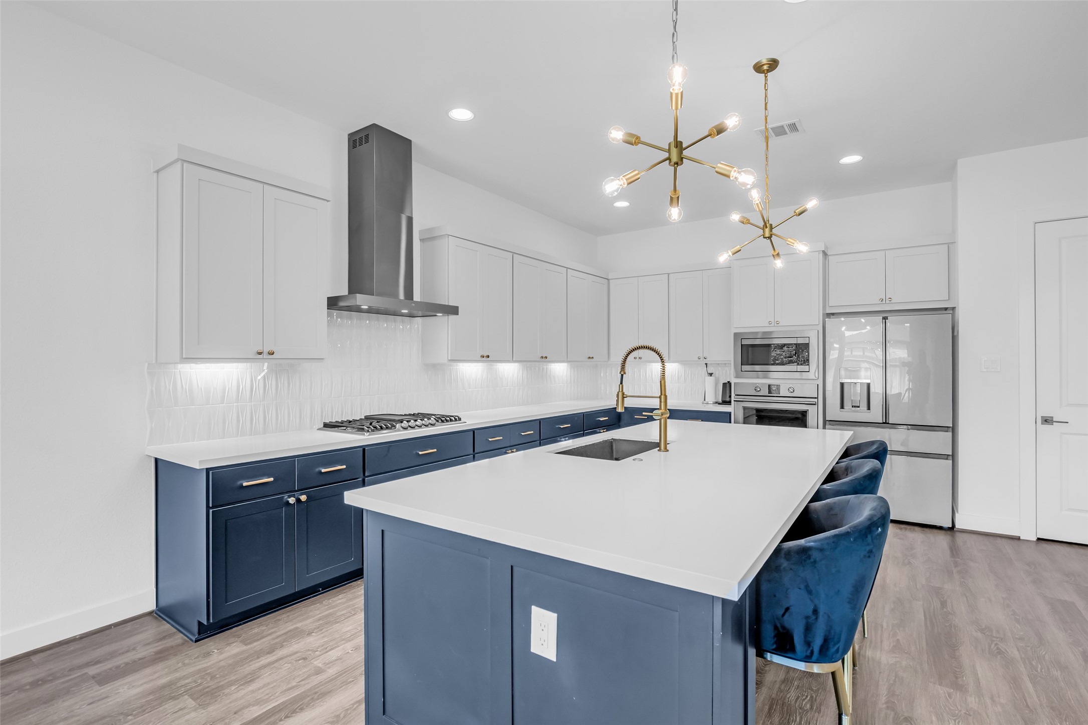 2523 Quickstep Court Property Photo 8