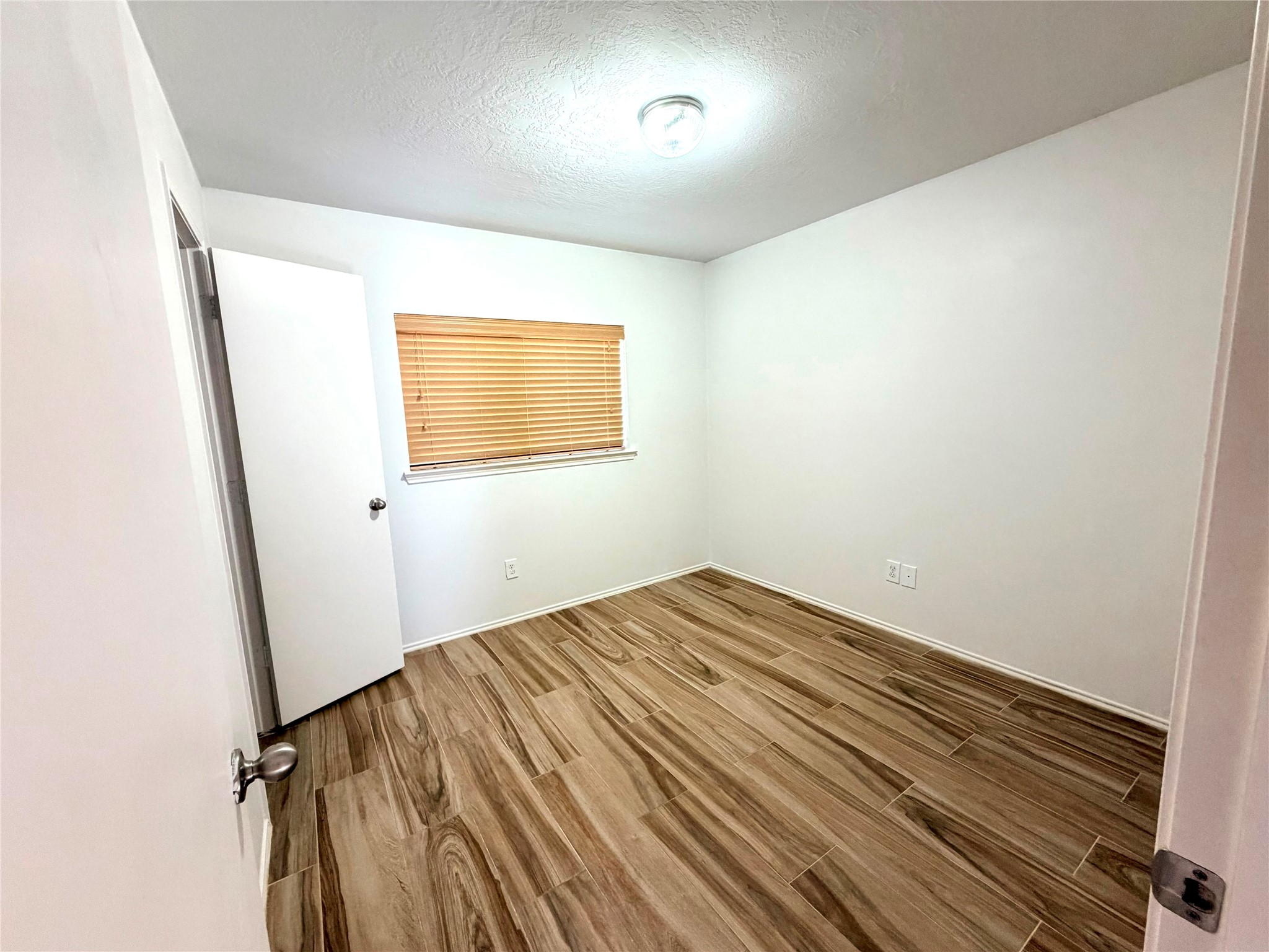 14111 Fox Creek Park Drive Property Photo 8