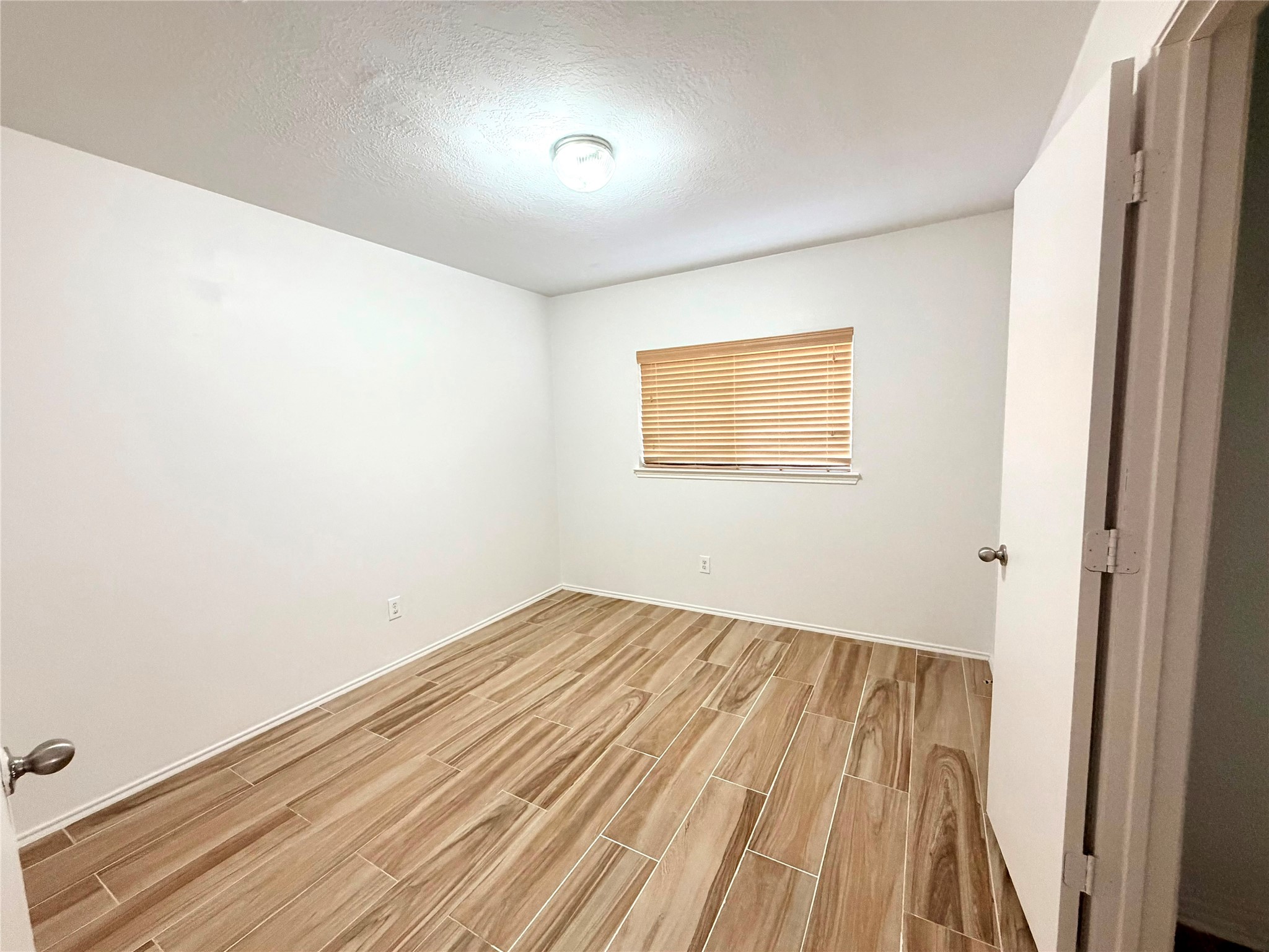 14111 Fox Creek Park Drive Property Photo 9