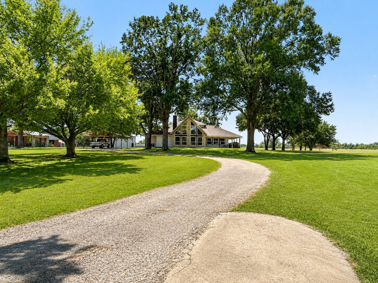 19023 Frey Road Property Photo 6