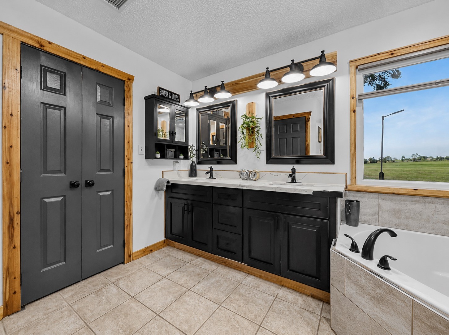 19023 Frey Road Property Photo 29