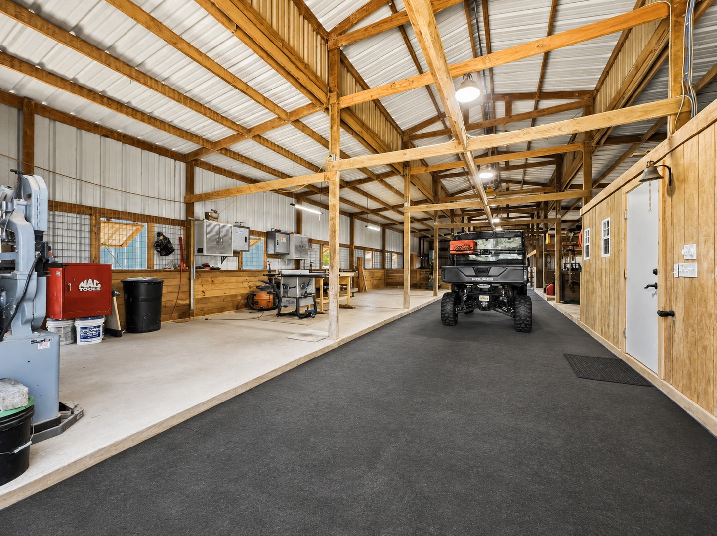 19023 Frey Road Property Photo 38