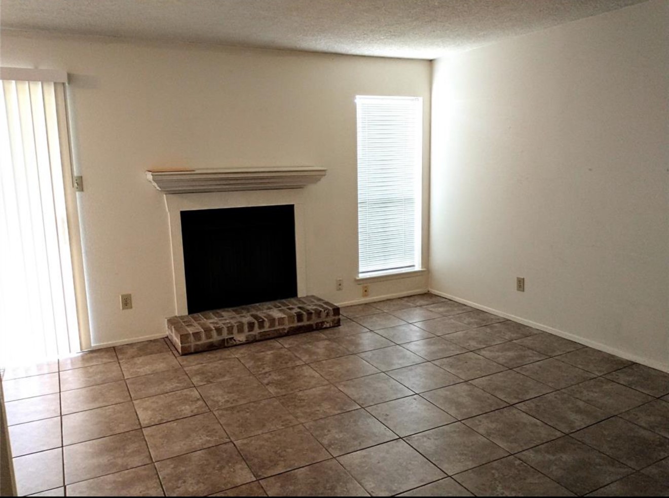 7600 Emmett F Lowry Expressway 314 Property Photo 4
