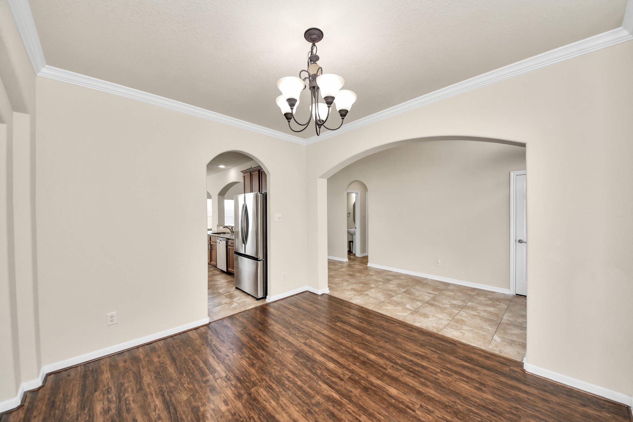 8627 Sweet Pasture Drive Property Photo 6