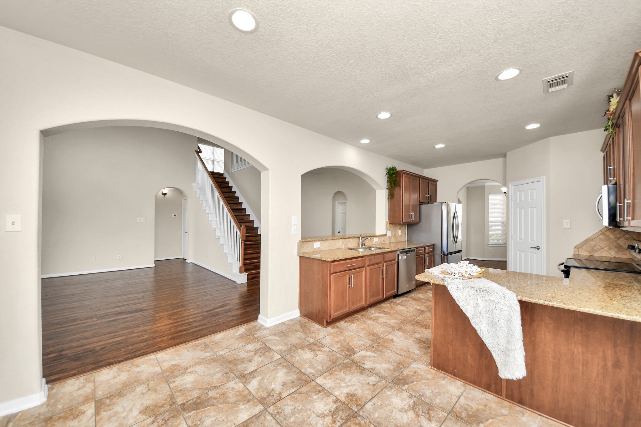 8627 Sweet Pasture Drive Property Photo 14